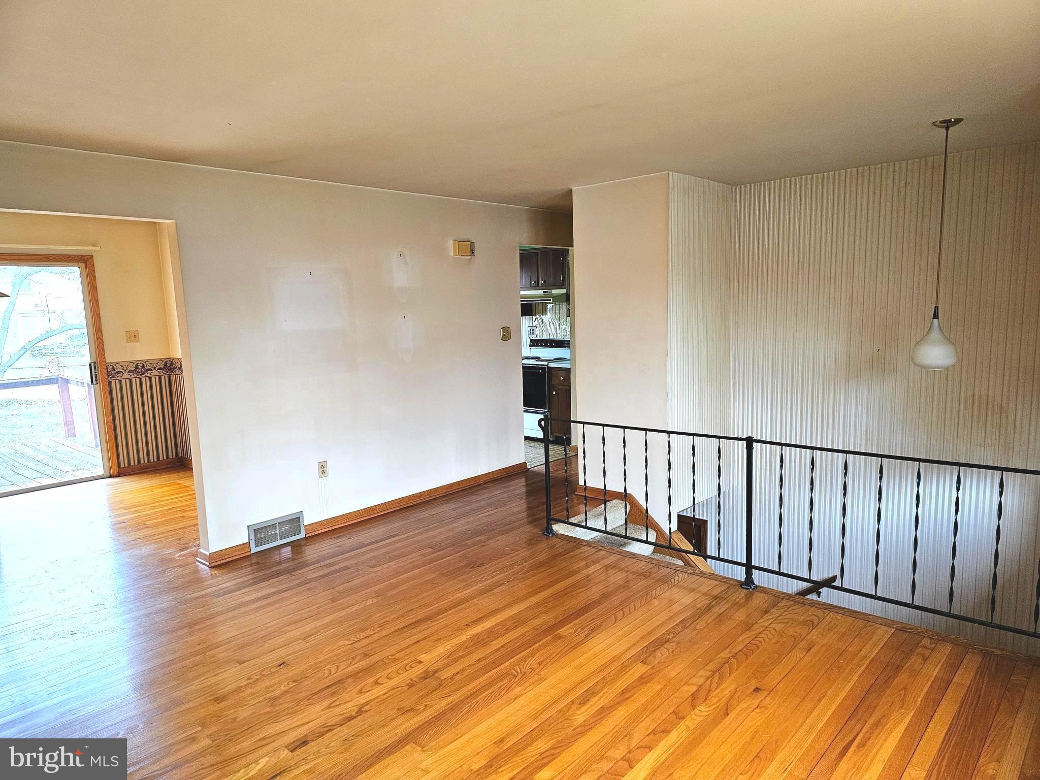 BEL AIR - Residential