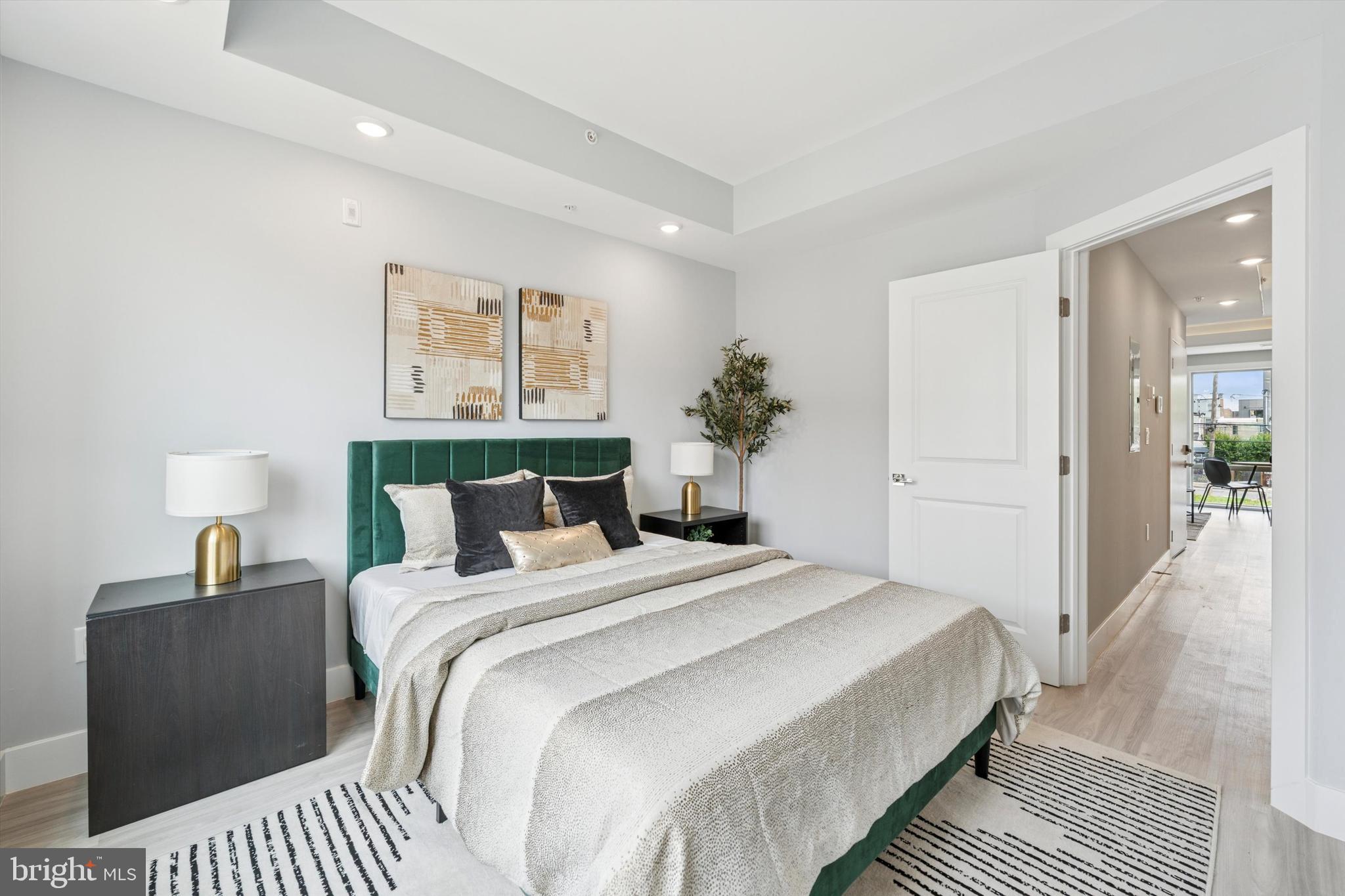 OLDE KENSINGTON - Residential Lease