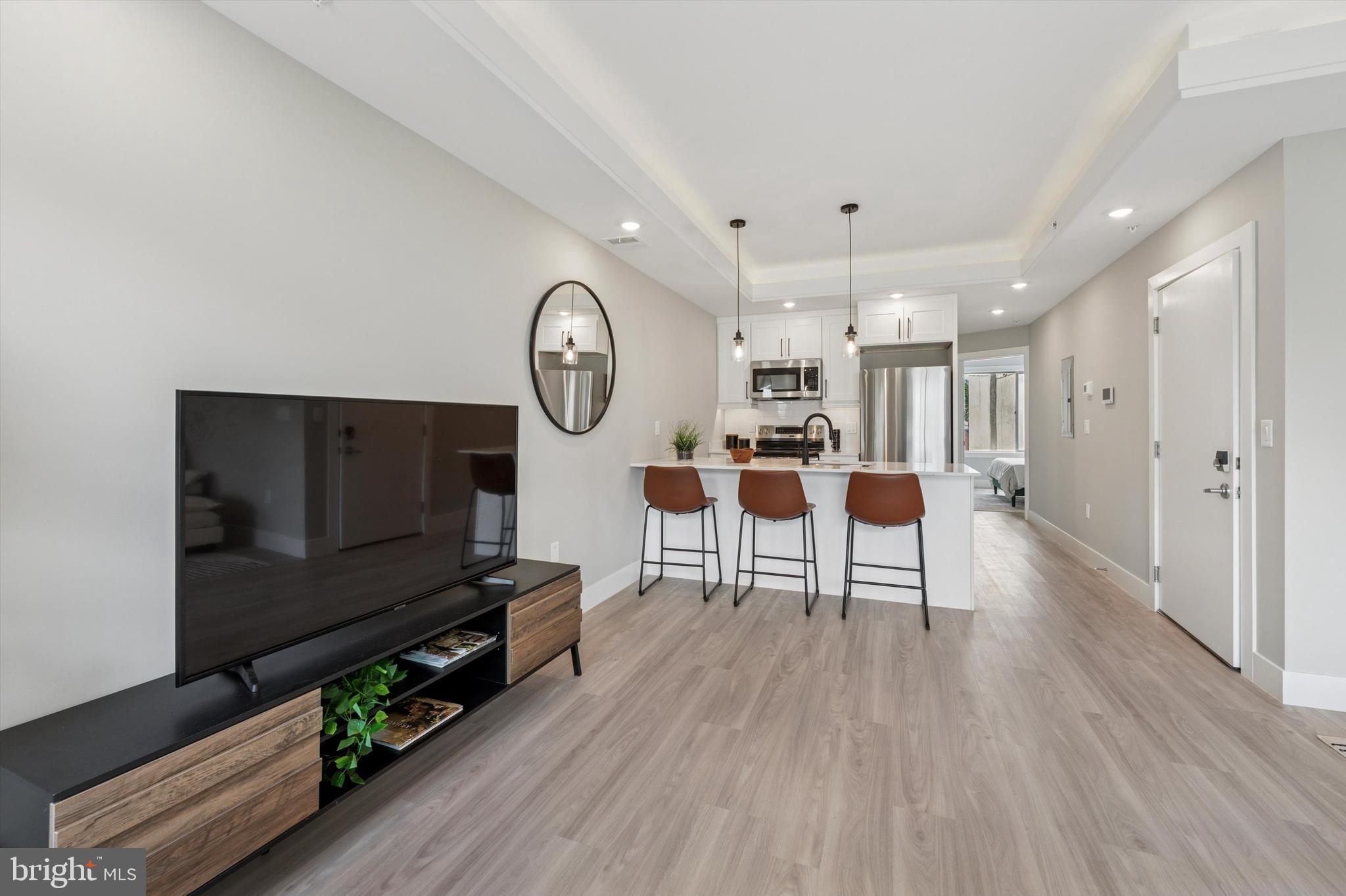 OLDE KENSINGTON - Residential Lease