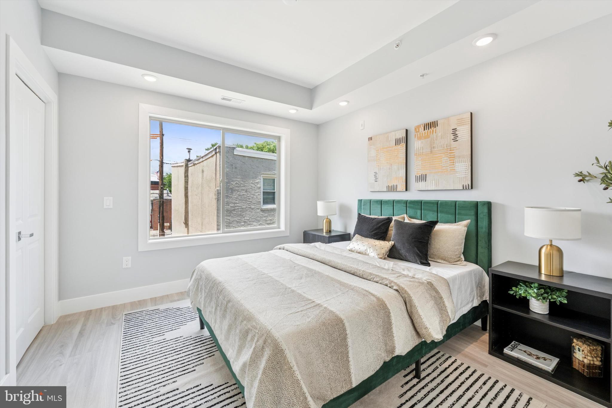 OLDE KENSINGTON - Residential Lease