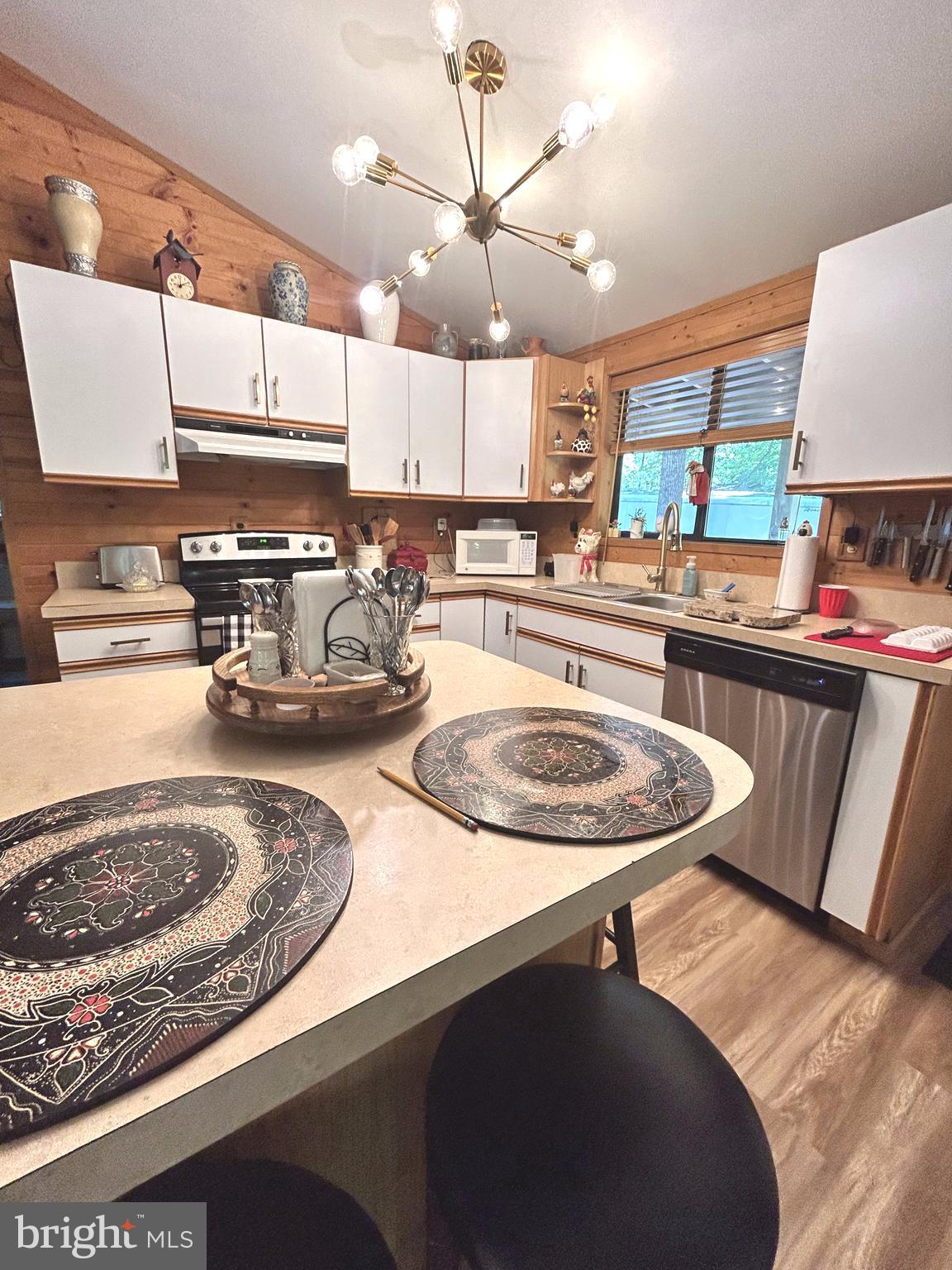 THE WOODS - Residential