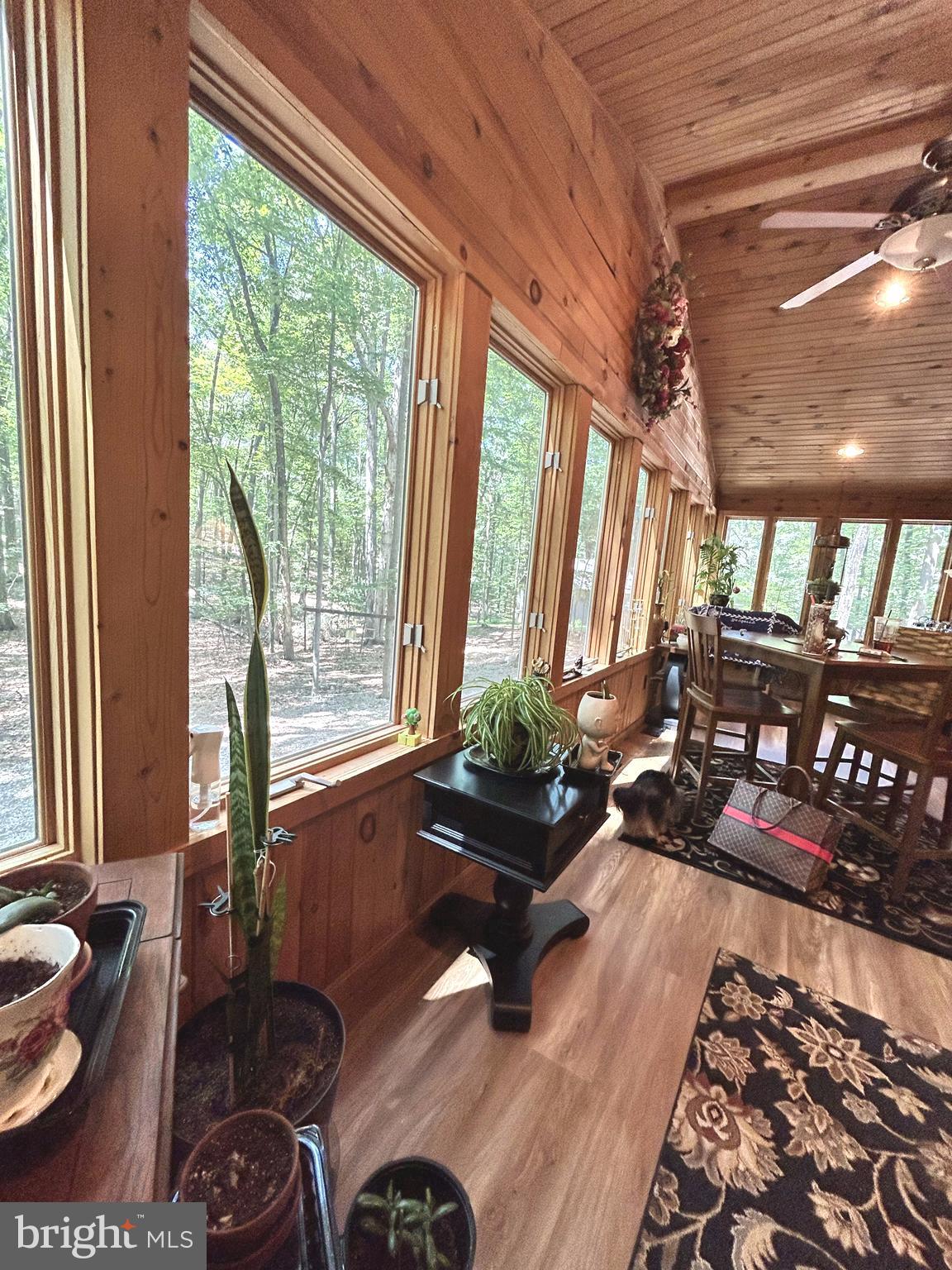 THE WOODS - Residential