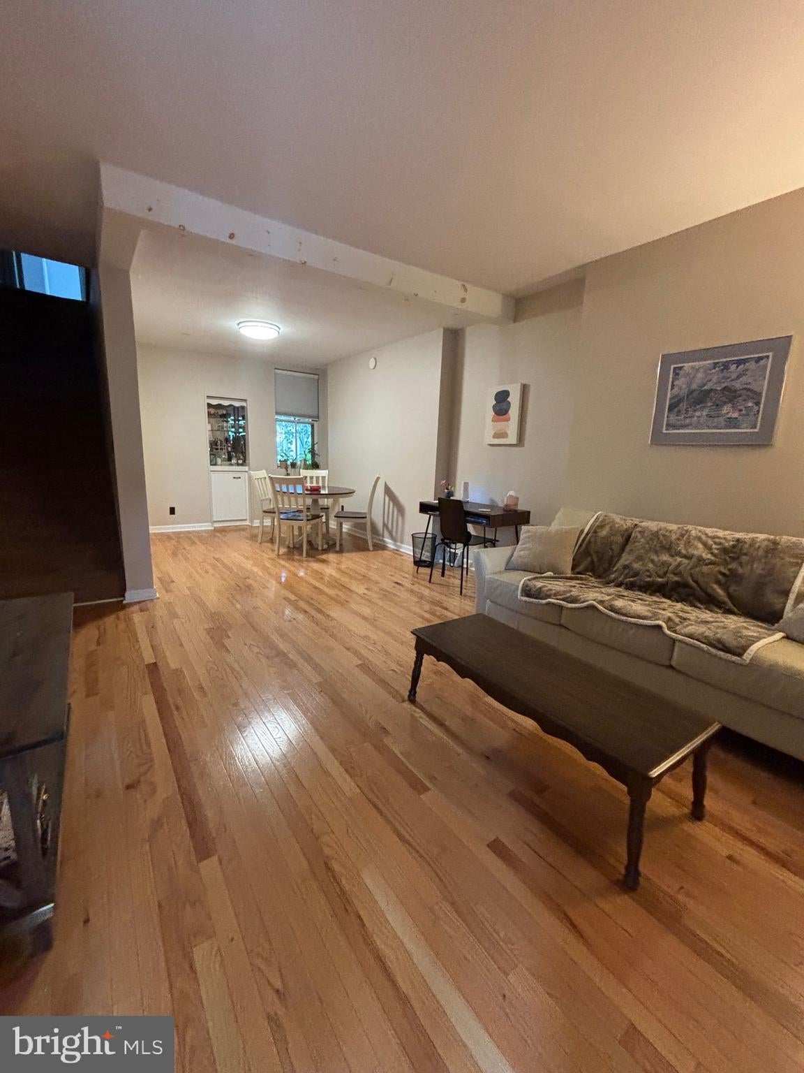 1819 W 16TH STREET