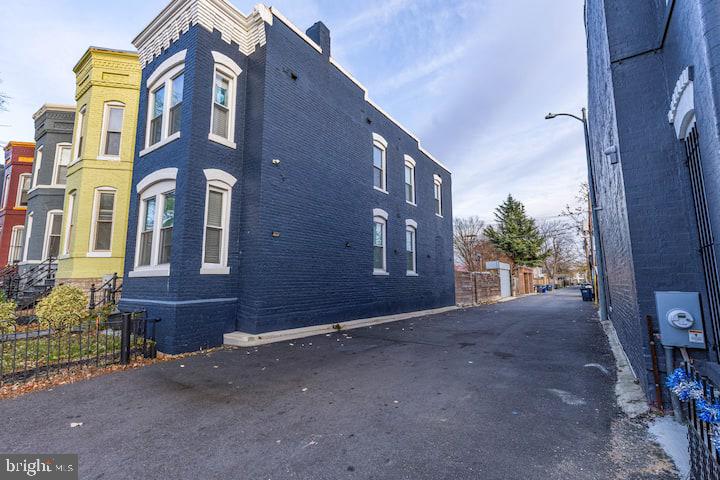 1119 MONTELLO AVENUE NE