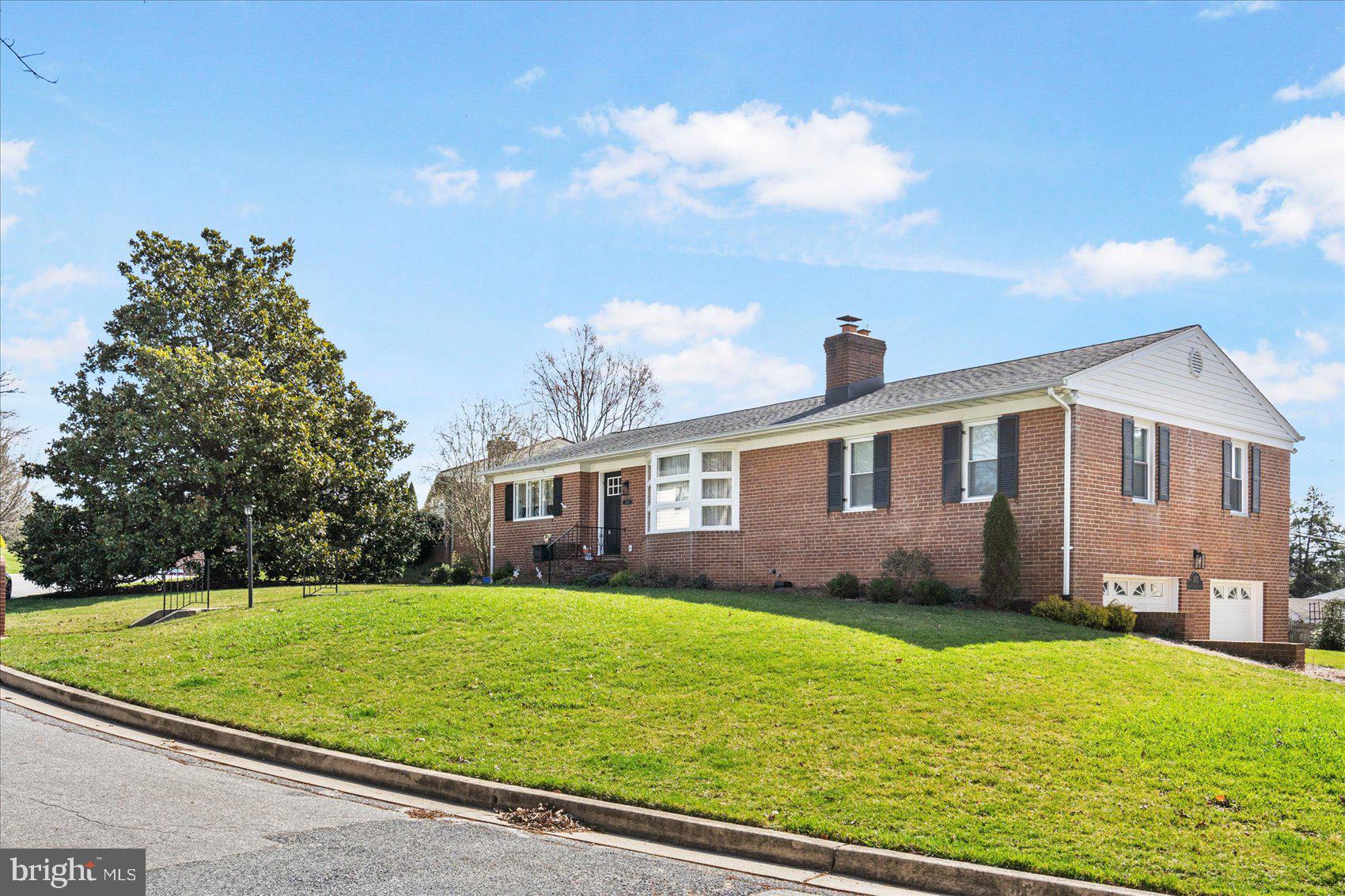 SHETLAND HILLS - Residential