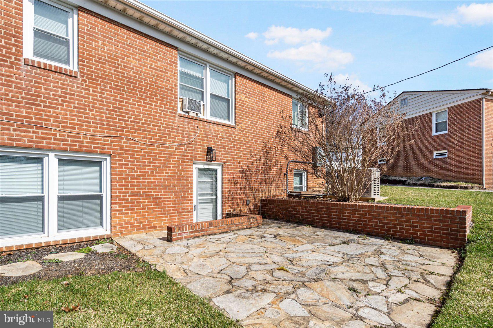 SHETLAND HILLS - Residential