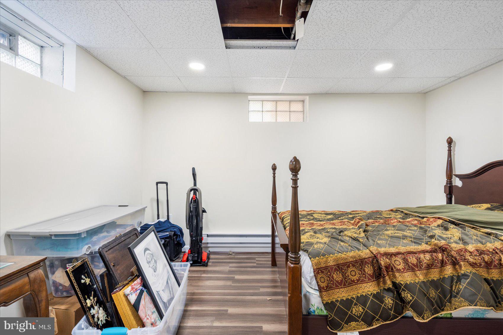 SHETLAND HILLS - Residential