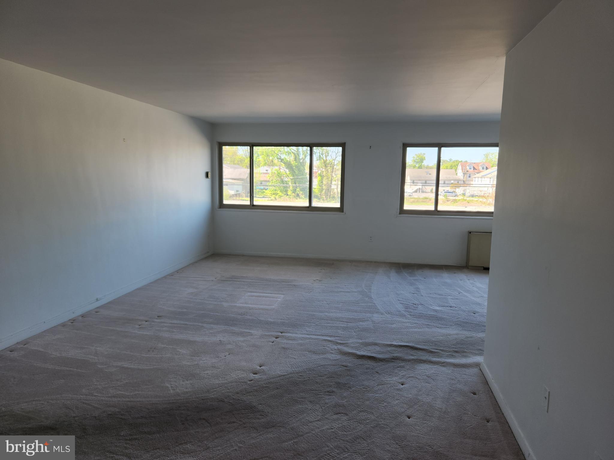 FALLSTAFF - Residential