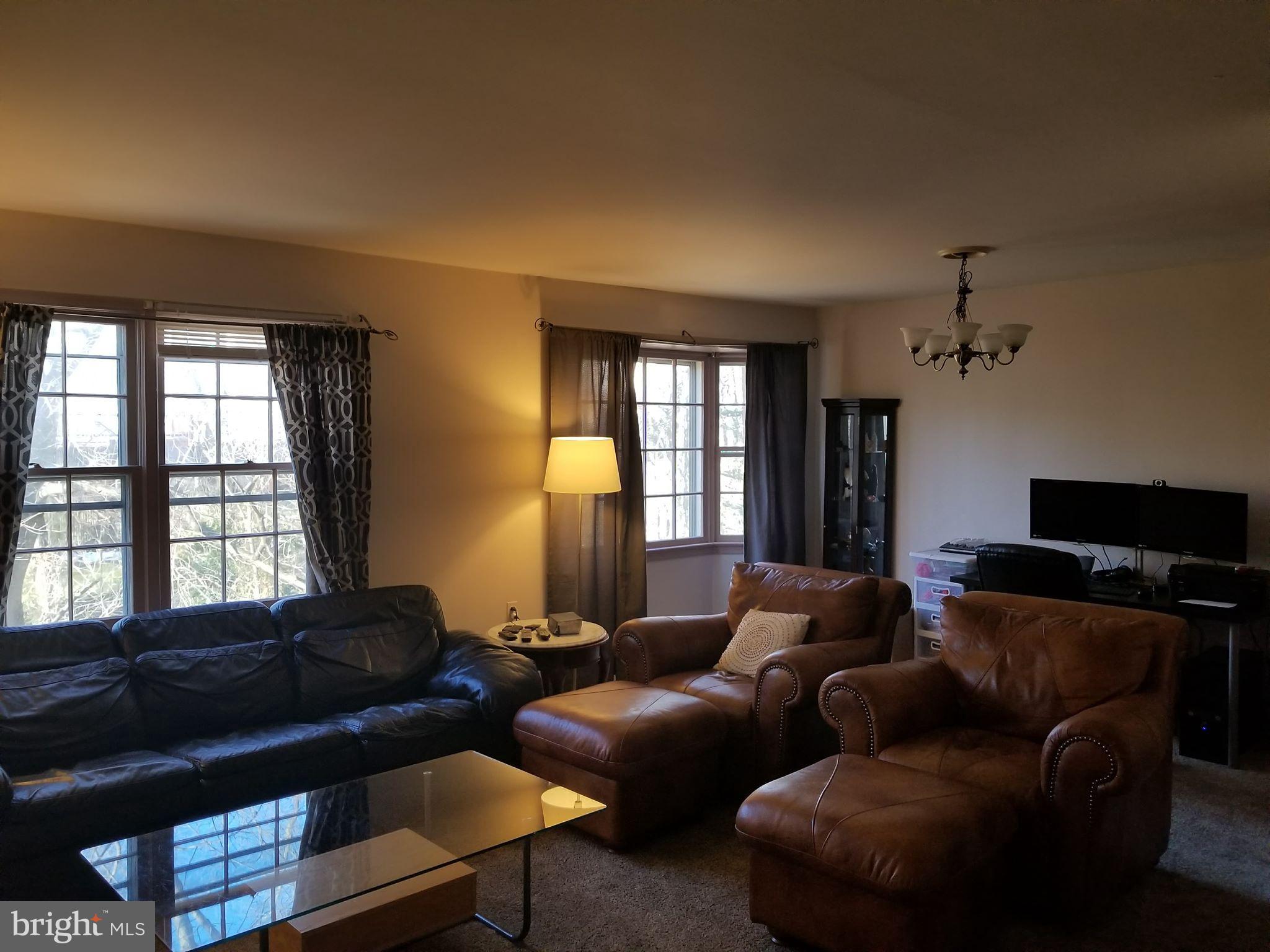 LAKE RIDGE - Residential Lease