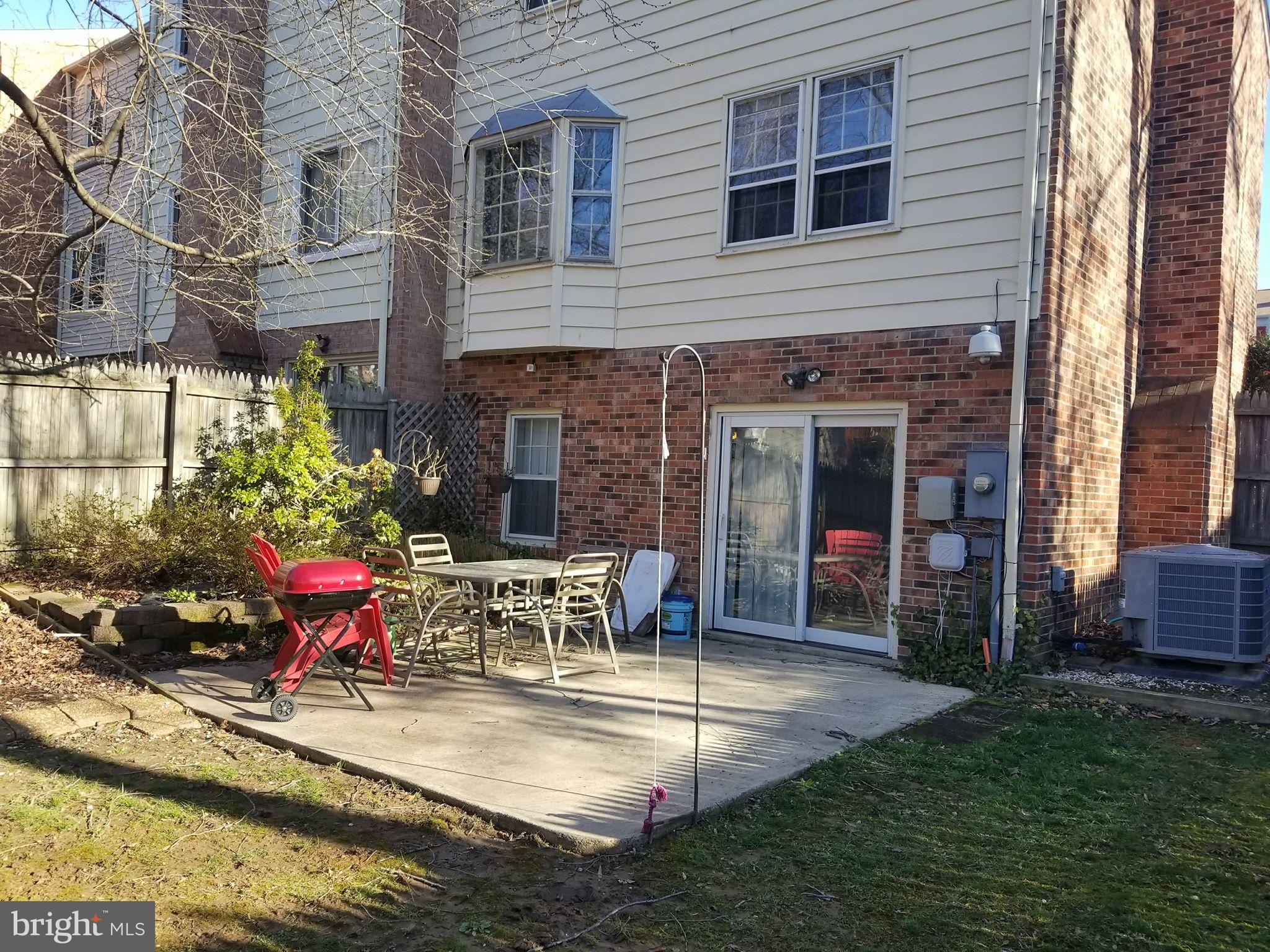 LAKE RIDGE - Residential Lease