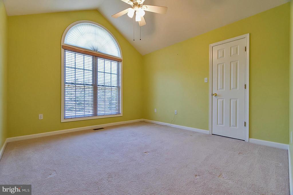 CACAPON SOUTH - Residential