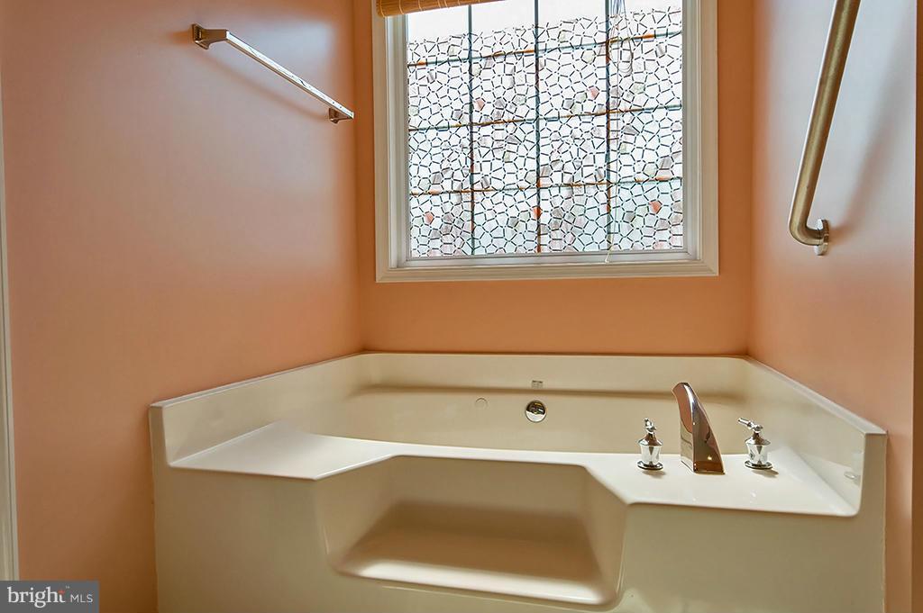 CACAPON SOUTH - Residential