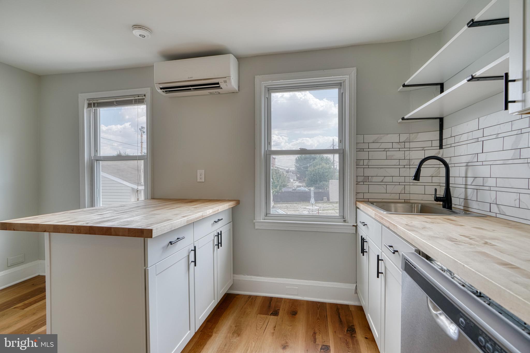 HAMPDEN HISTORIC DISTRICT - Residential Lease