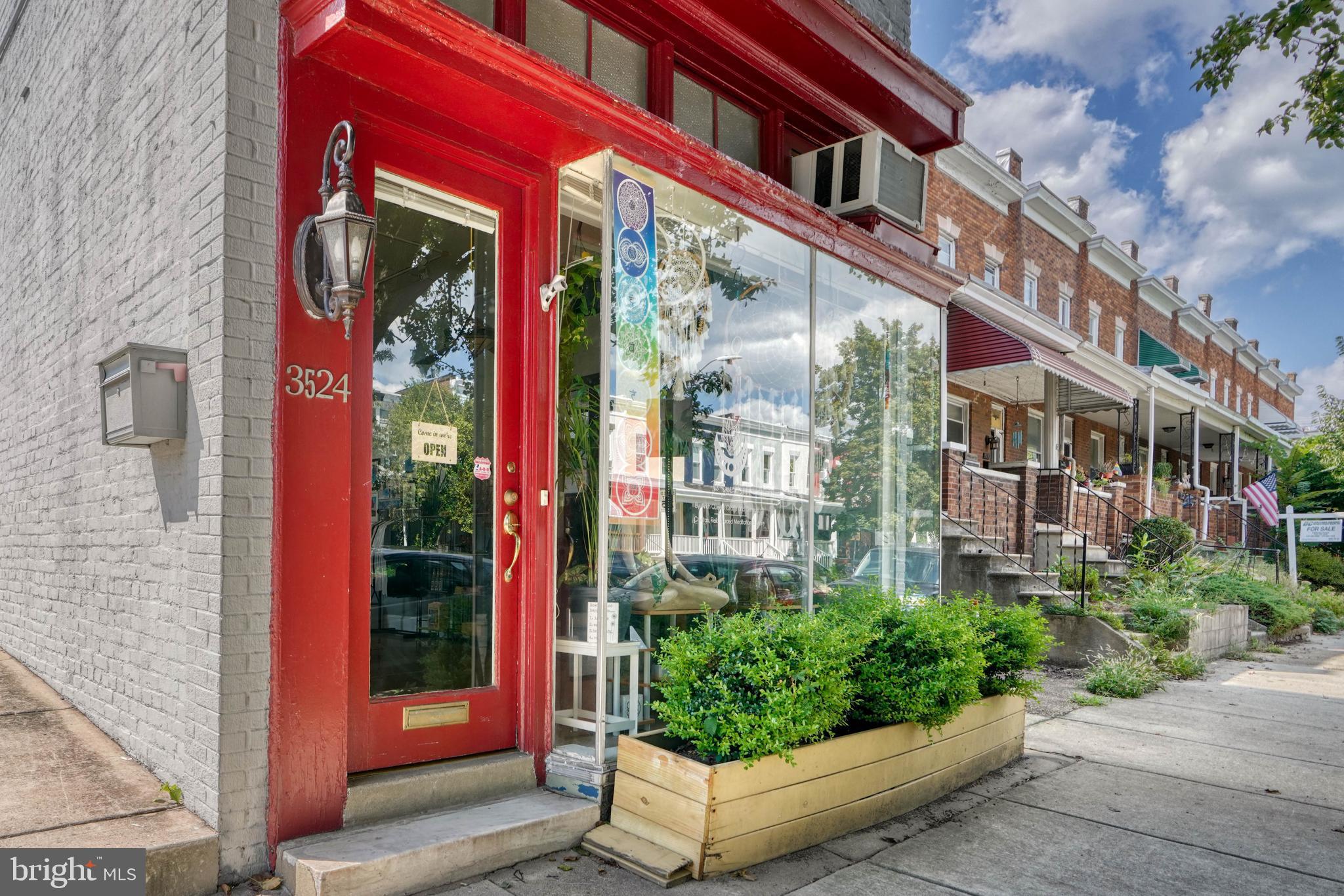 HAMPDEN HISTORIC DISTRICT - Residential Lease