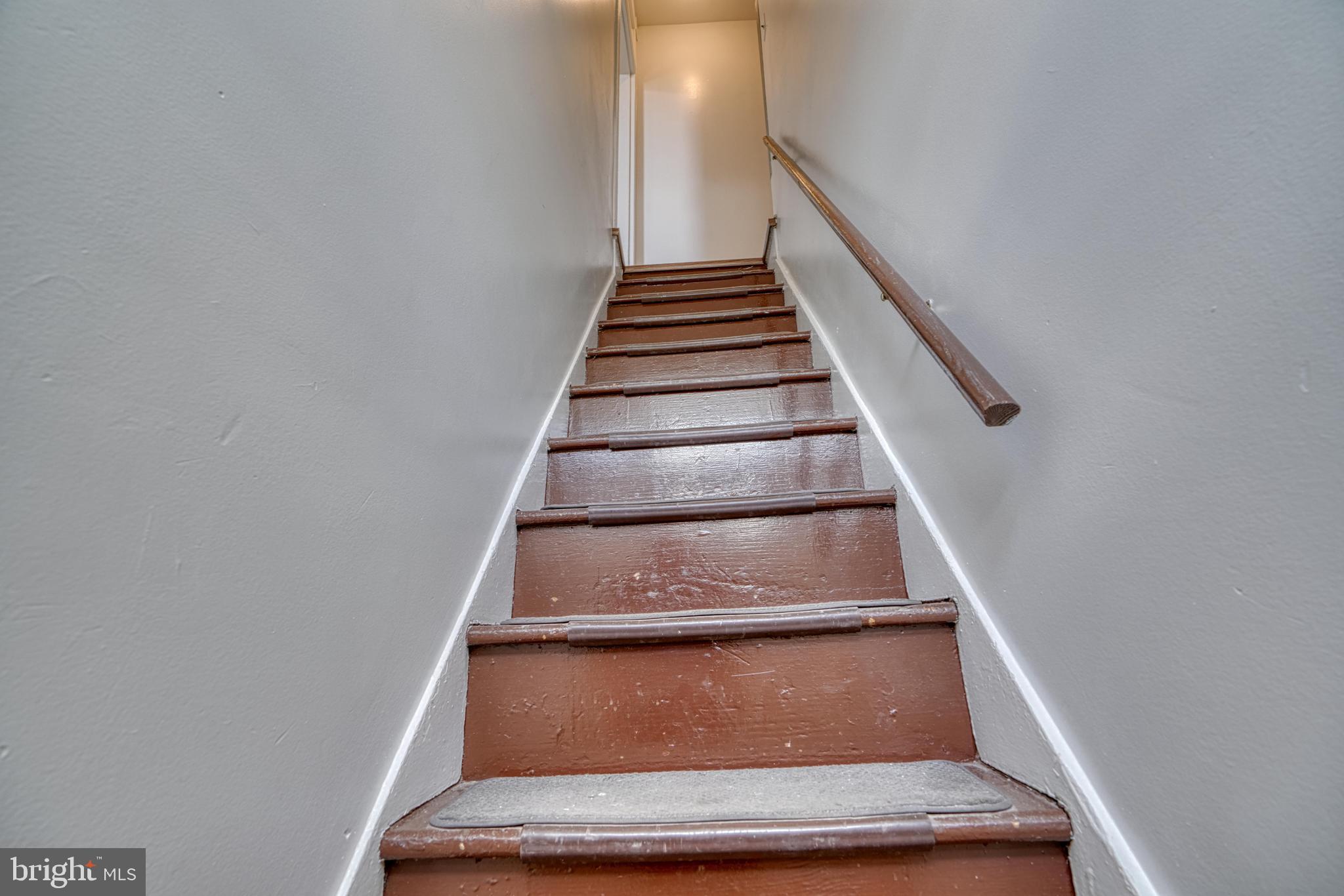 HAMPDEN HISTORIC DISTRICT - Residential Lease