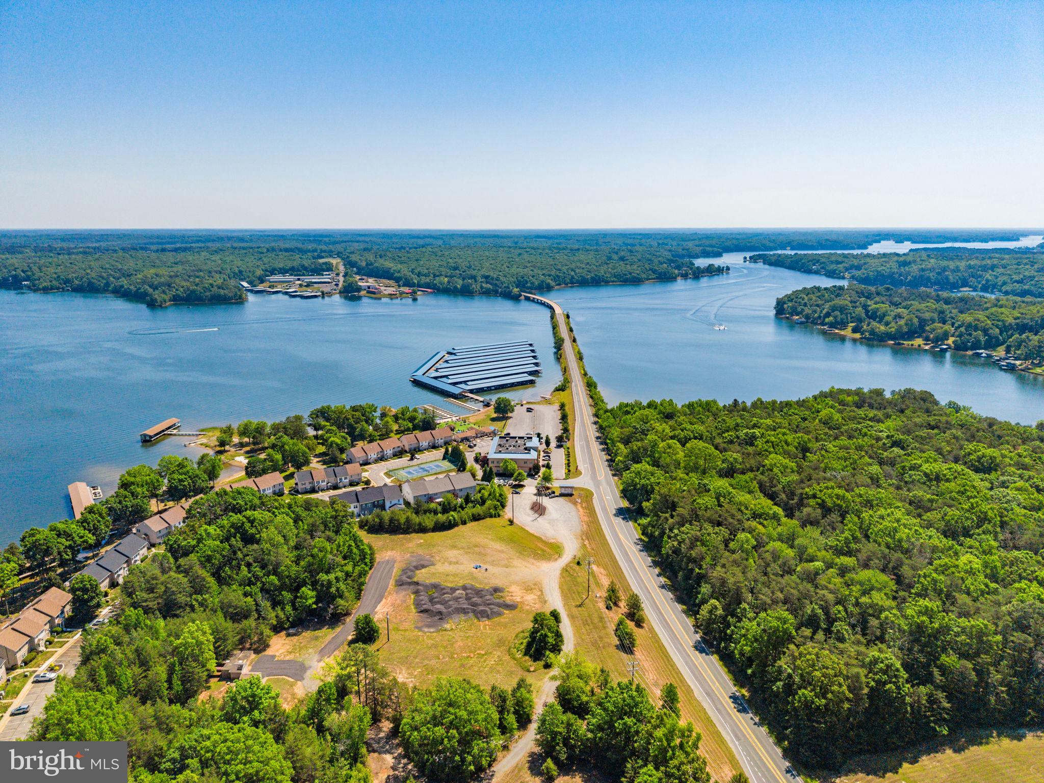 WINDWOOD COVES - Residential