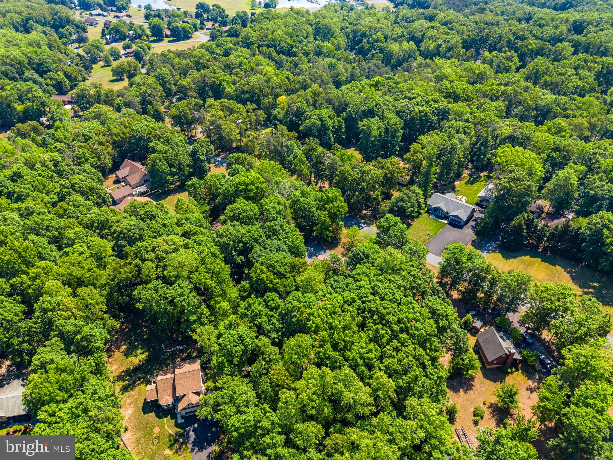 WINDWOOD COVES - Residential