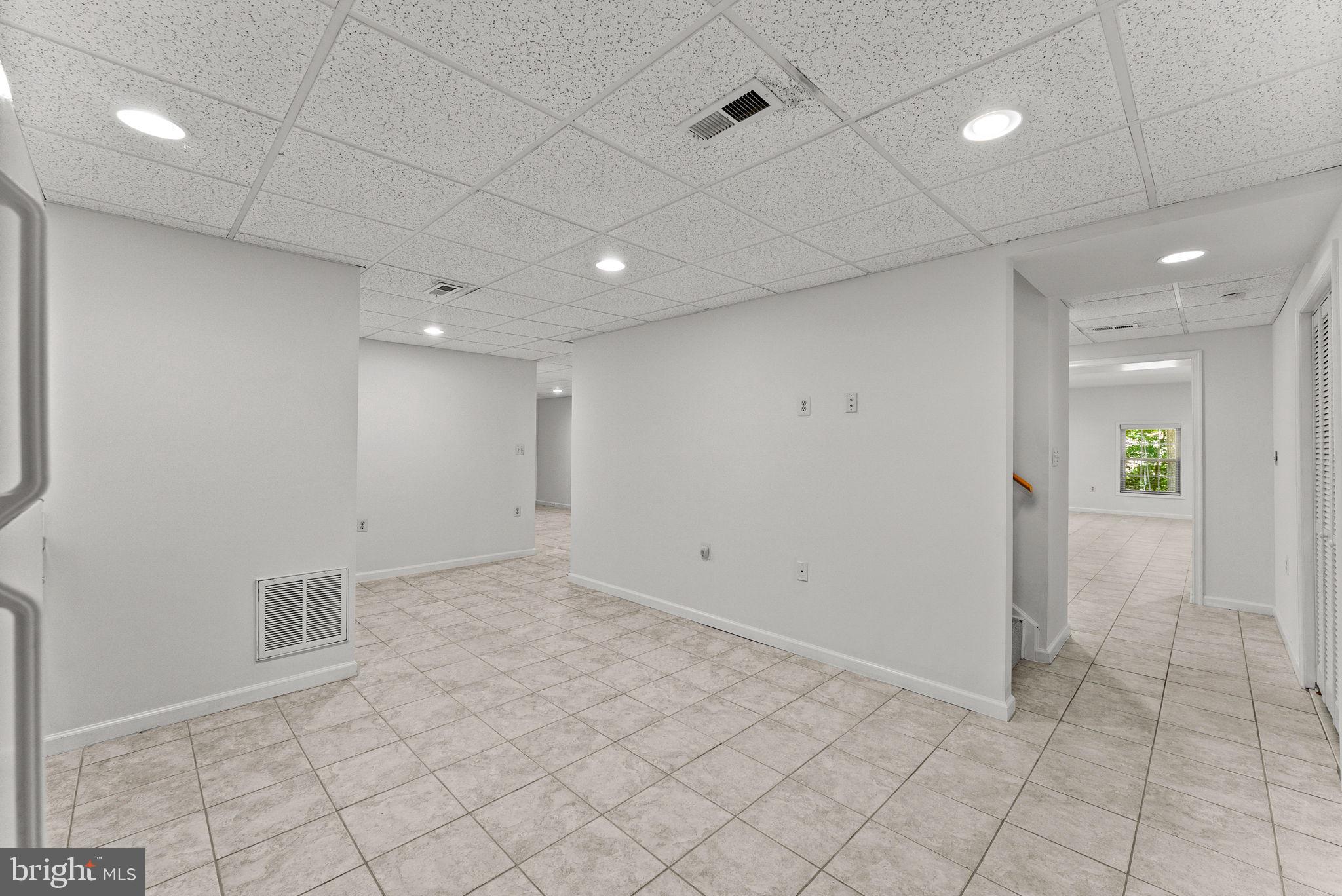 WINDWOOD COVES - Residential