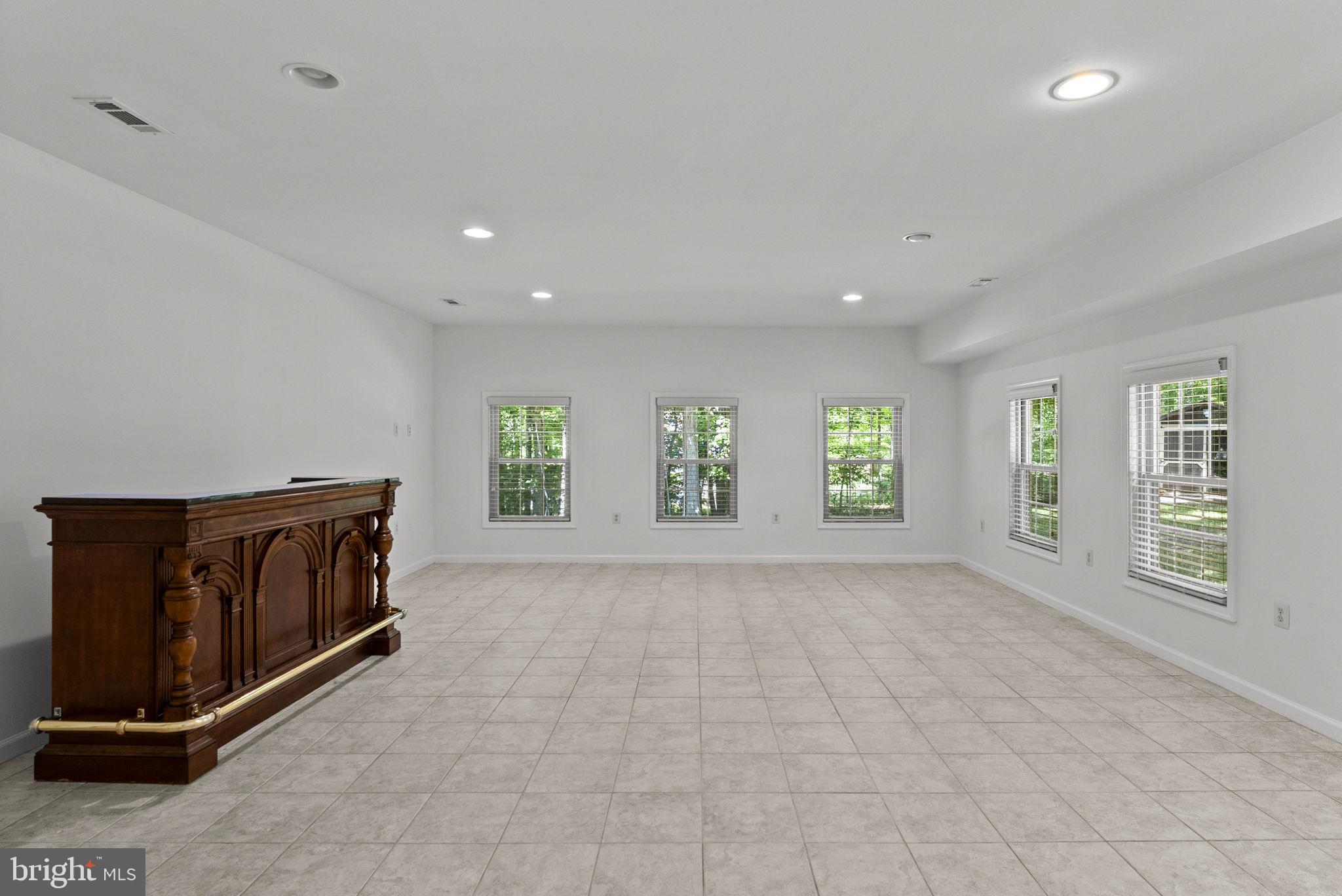 WINDWOOD COVES - Residential