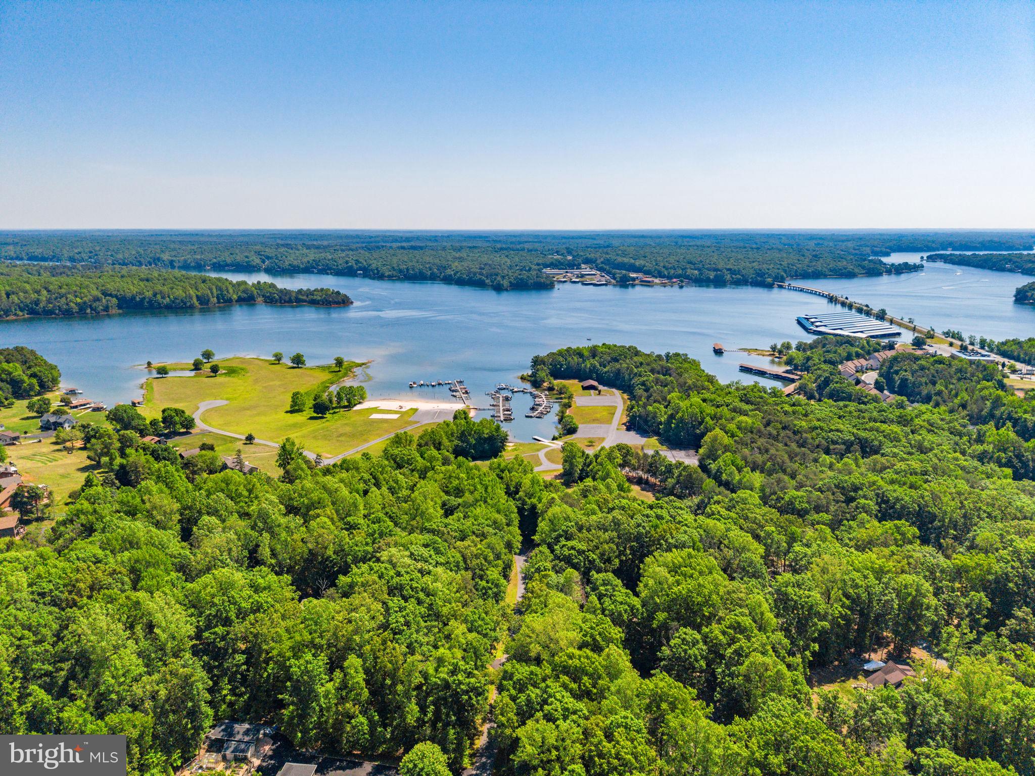 WINDWOOD COVES - Residential