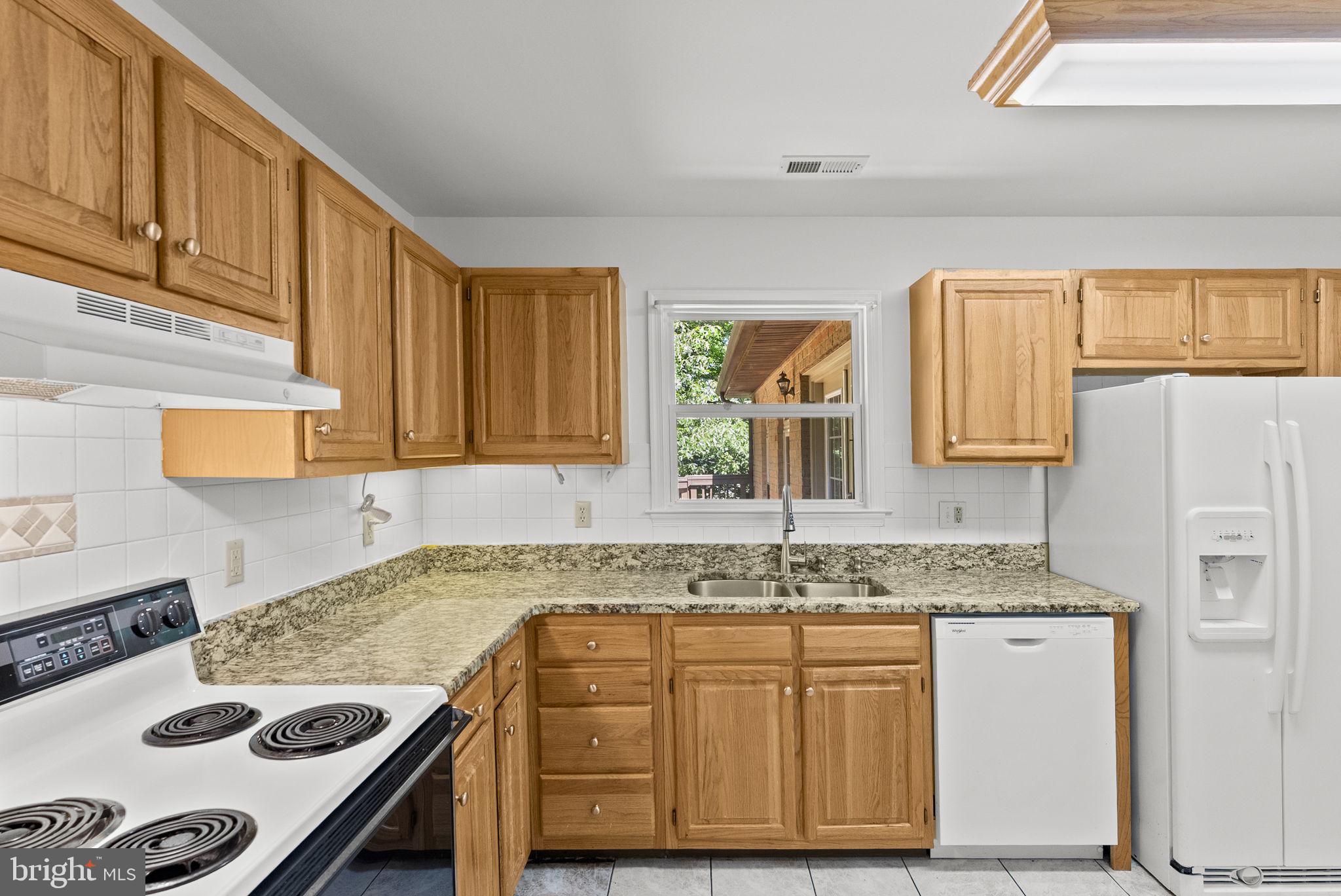 WINDWOOD COVES - Residential