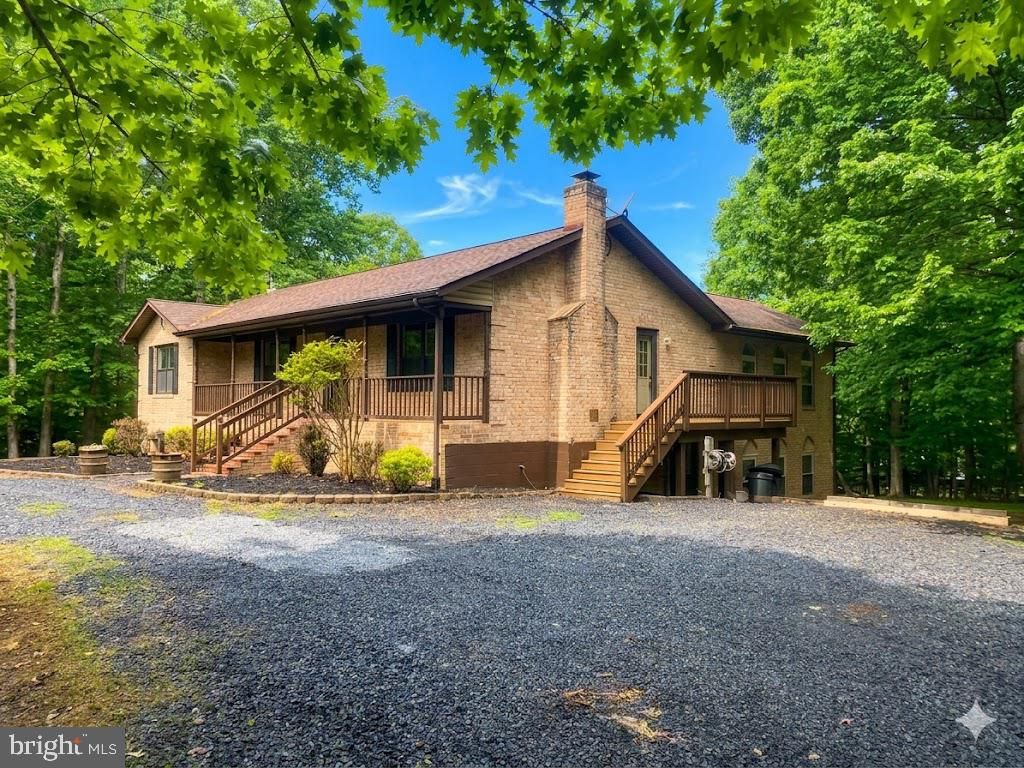 Photo of 483 Windwood Coves Boulevard, MINERAL, VA 23117 (MLS # VALA2009712)