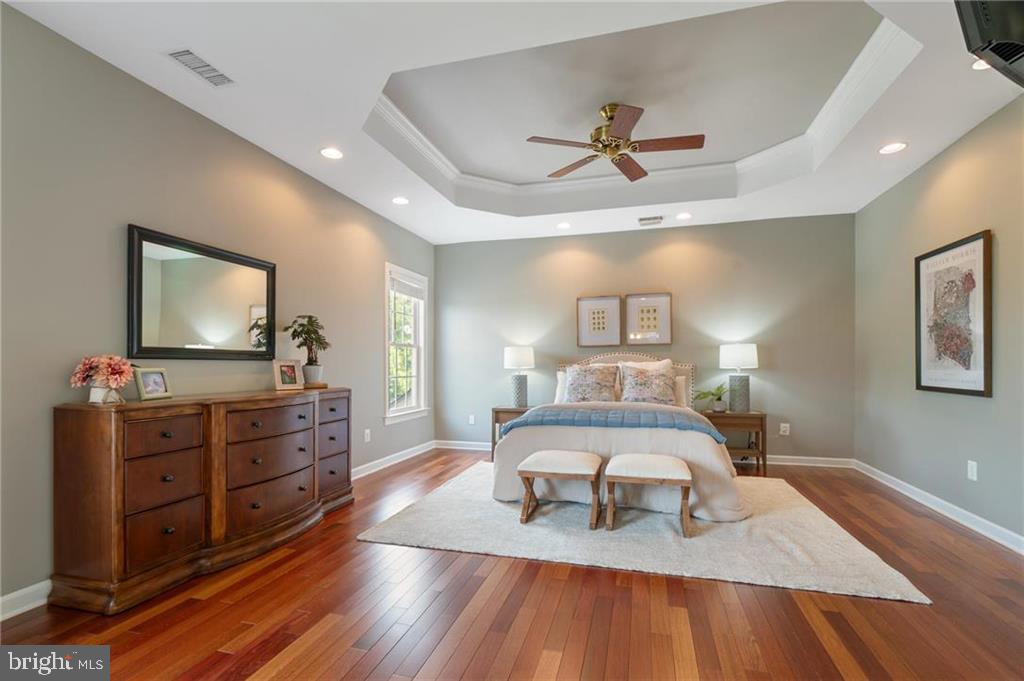 SUNRISE VALLEY - Residential