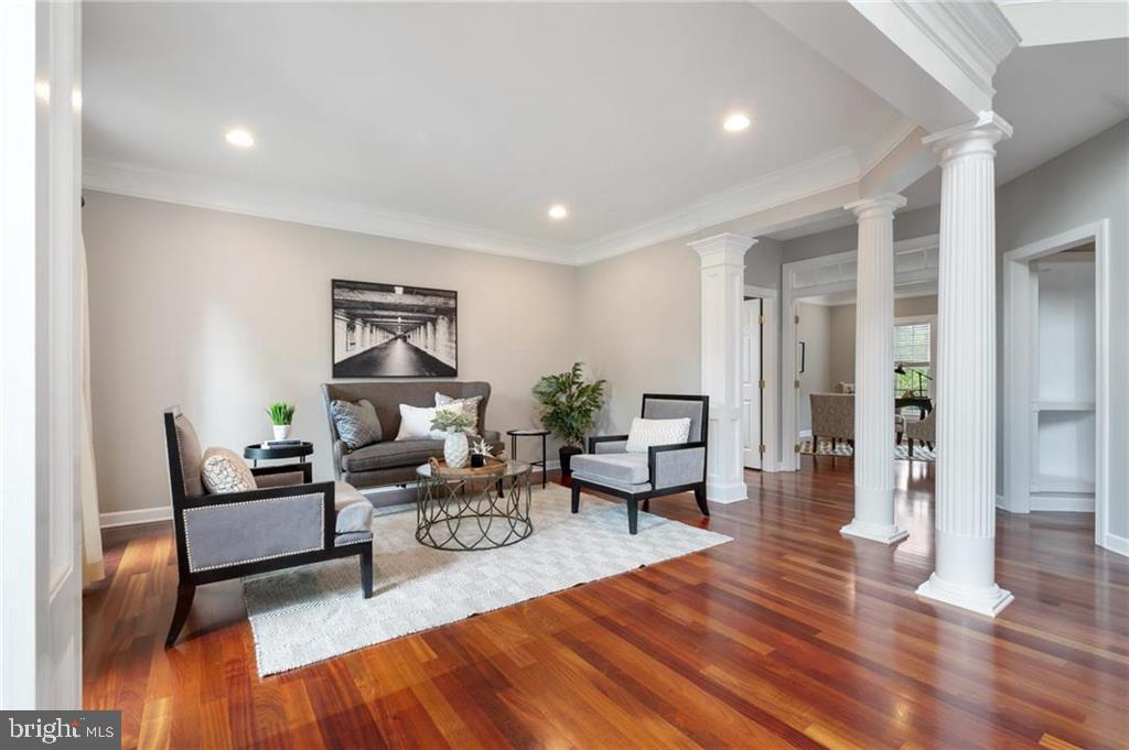 SUNRISE VALLEY - Residential