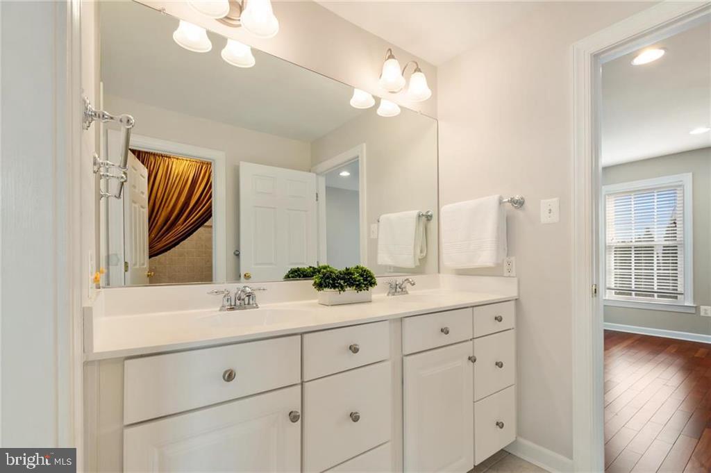 SUNRISE VALLEY - Residential