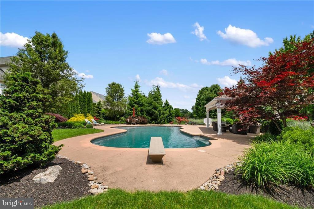 SUNRISE VALLEY - Residential