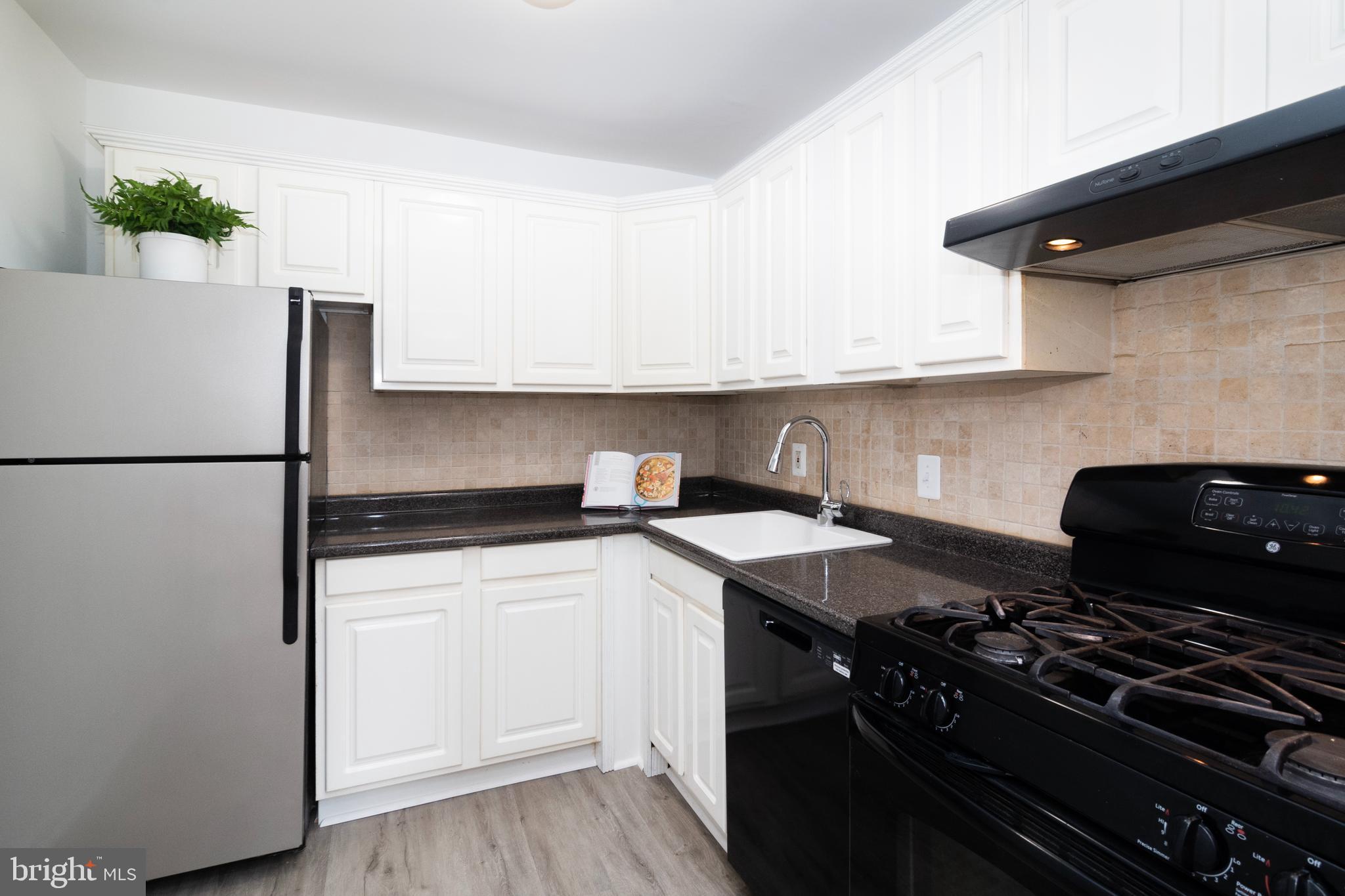 WILDE LAKE - Residential