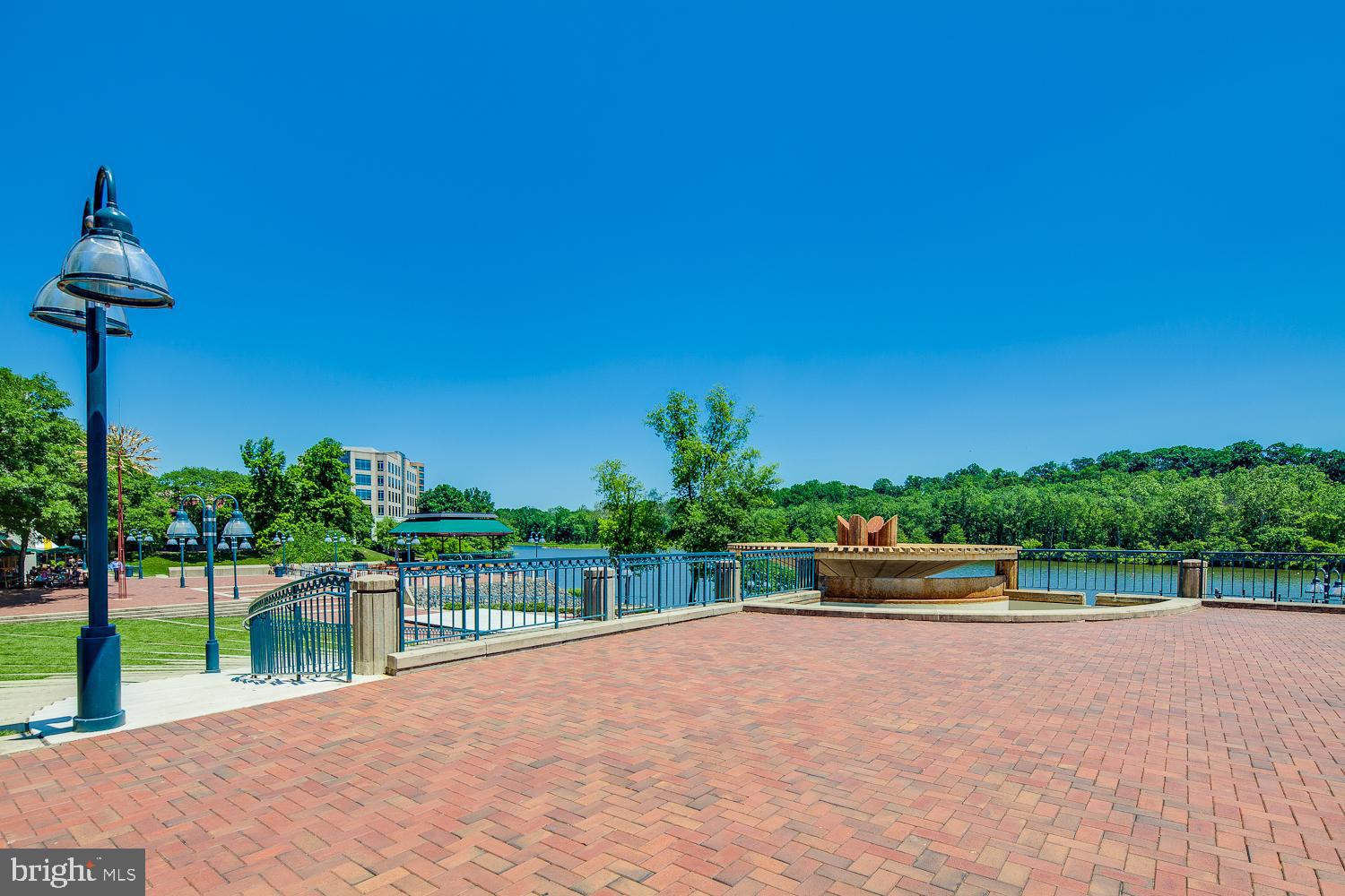 WILDE LAKE - Residential