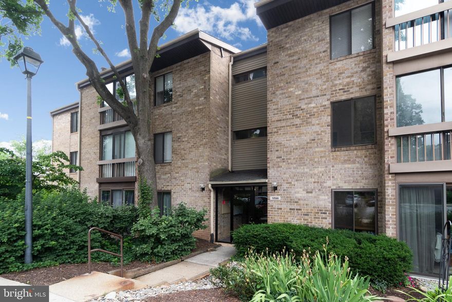 Must see mid-level condo in sought after Columbia location within a few minutes walk to Starbucks, David's Natural Market, restaurants, tennis and more! Perfect move-in condition features: new furnace & AC (2017); freshly painted w/designer colors; remodeled eat-in kitchen w/replaced cabinets, tile backsplash, replaced appliances and brand new vinyl plank flooring; open floorplan w/easy care plank floors throughout dining area and family room; family room w/wood burning fireplace and built-in bookcases; bright sunroom w/exposed brick and new carpeting; oversized owner's bedroom w/walk-in closet and new carpeting; 1 reserved parking space and plenty of overflow for guests; low condo fee includes all exterior maintenance, roof, water, sewer, heating of water, master insurance policy, snow removal, professional community management, lawn and landscaping.