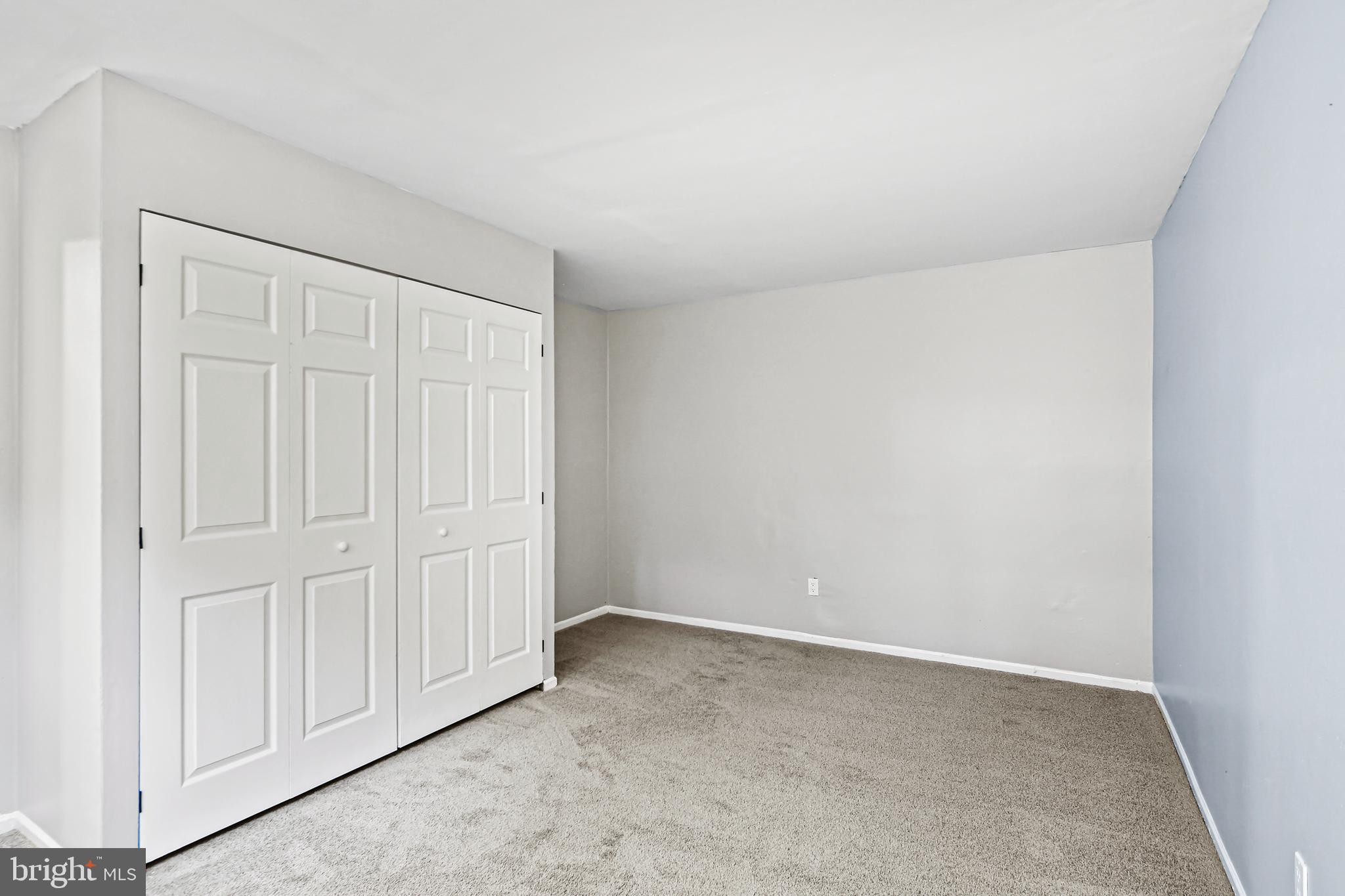 OAKWOOD VILLAGE - Residential