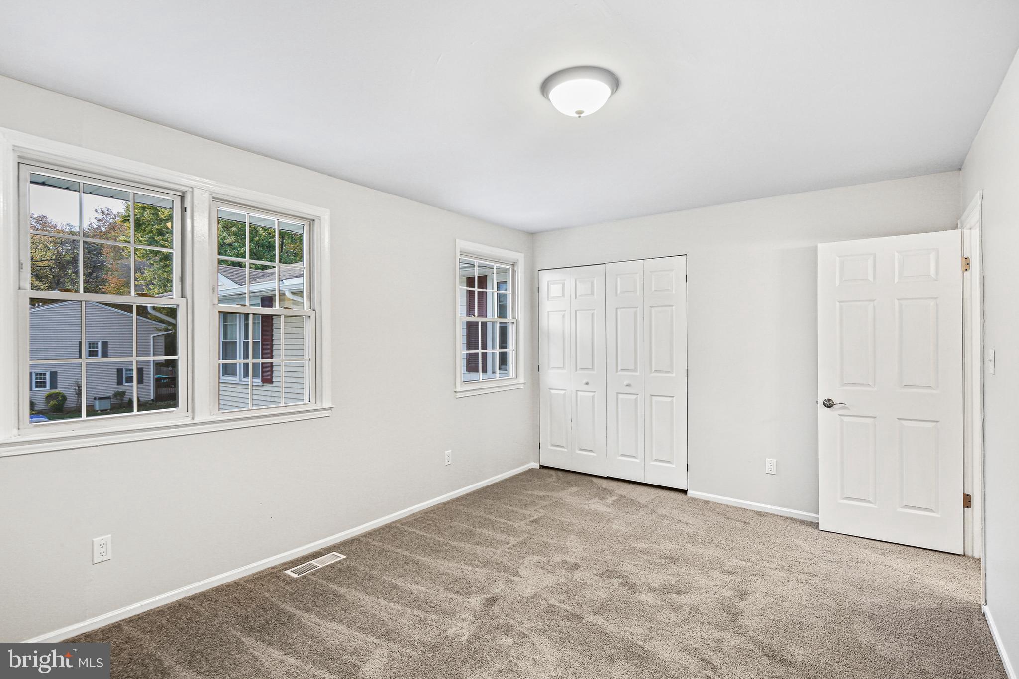 OAKWOOD VILLAGE - Residential