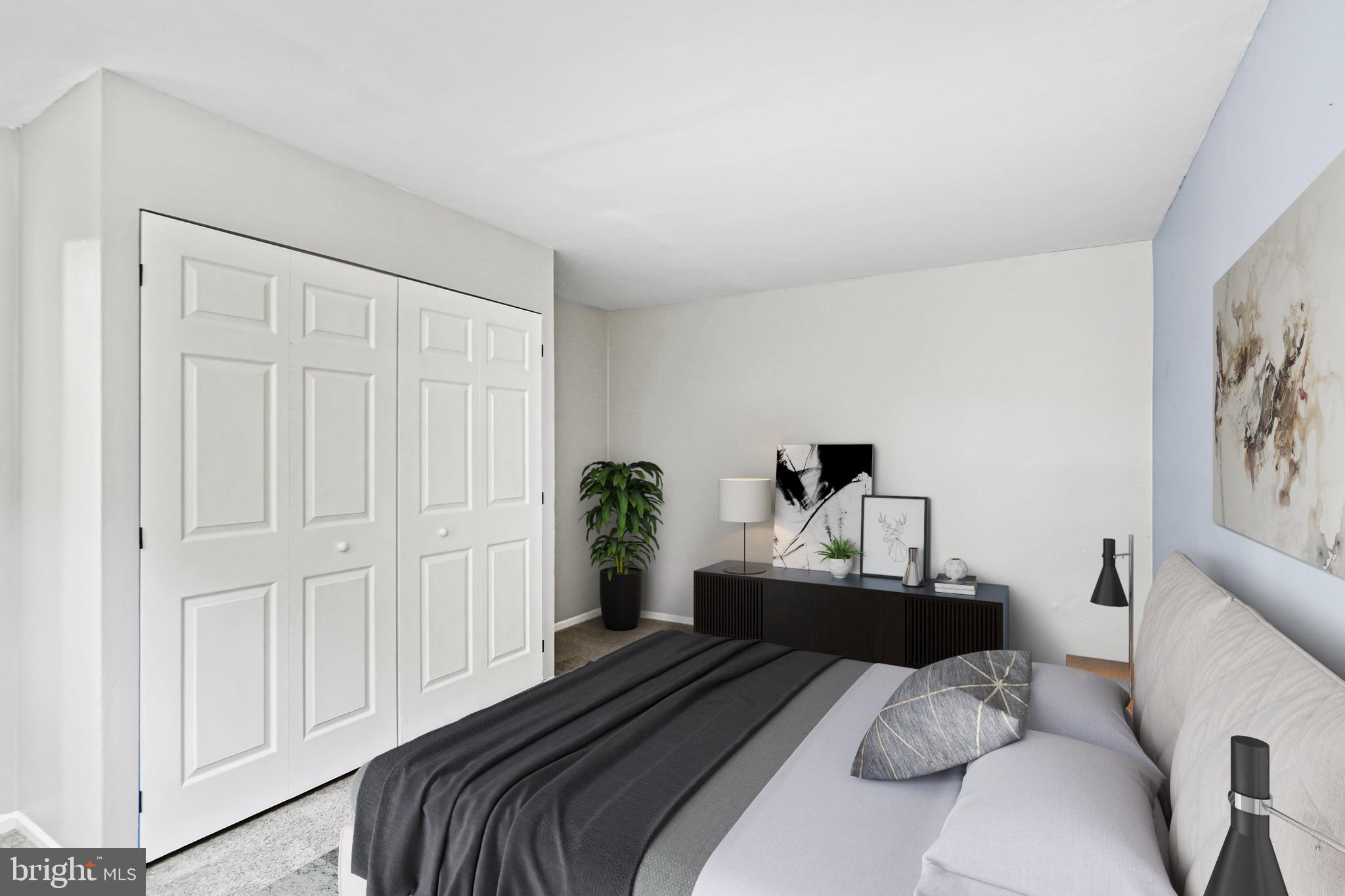 OAKWOOD VILLAGE - Residential