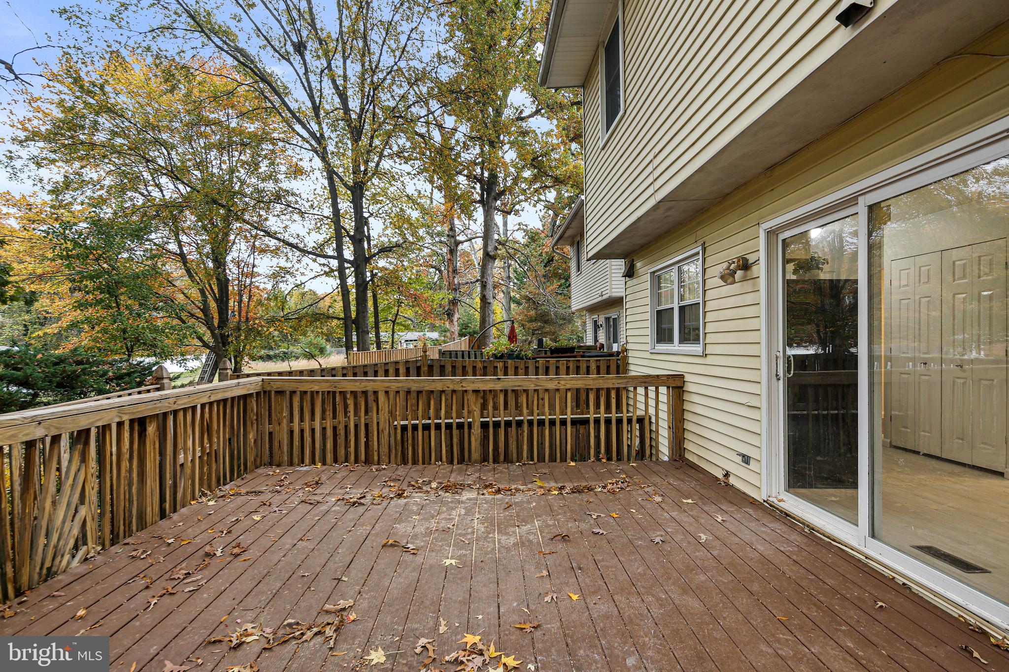 OAKWOOD VILLAGE - Residential