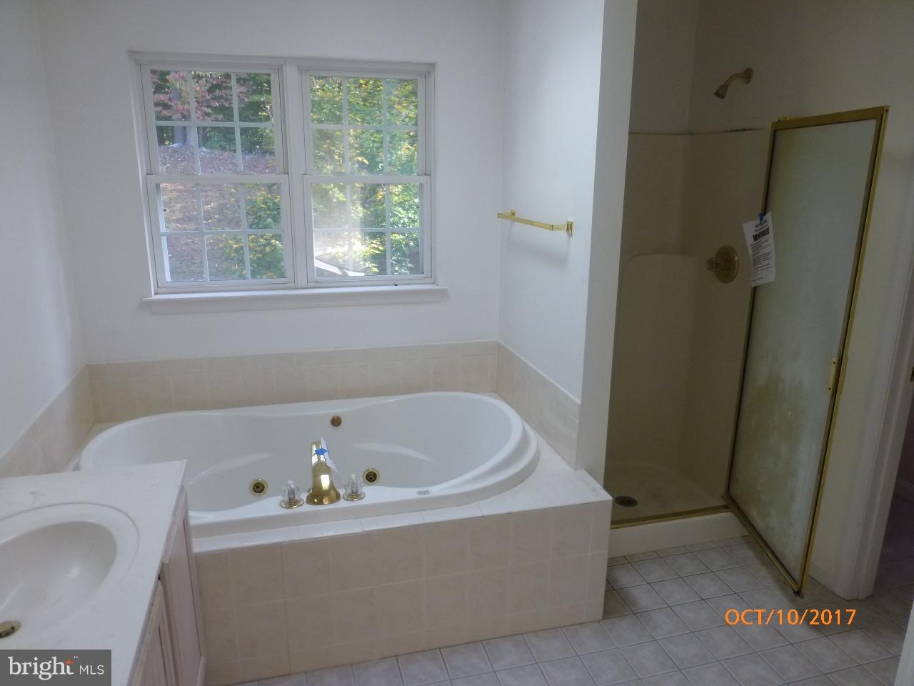 GOVERNORS RUN - Residential