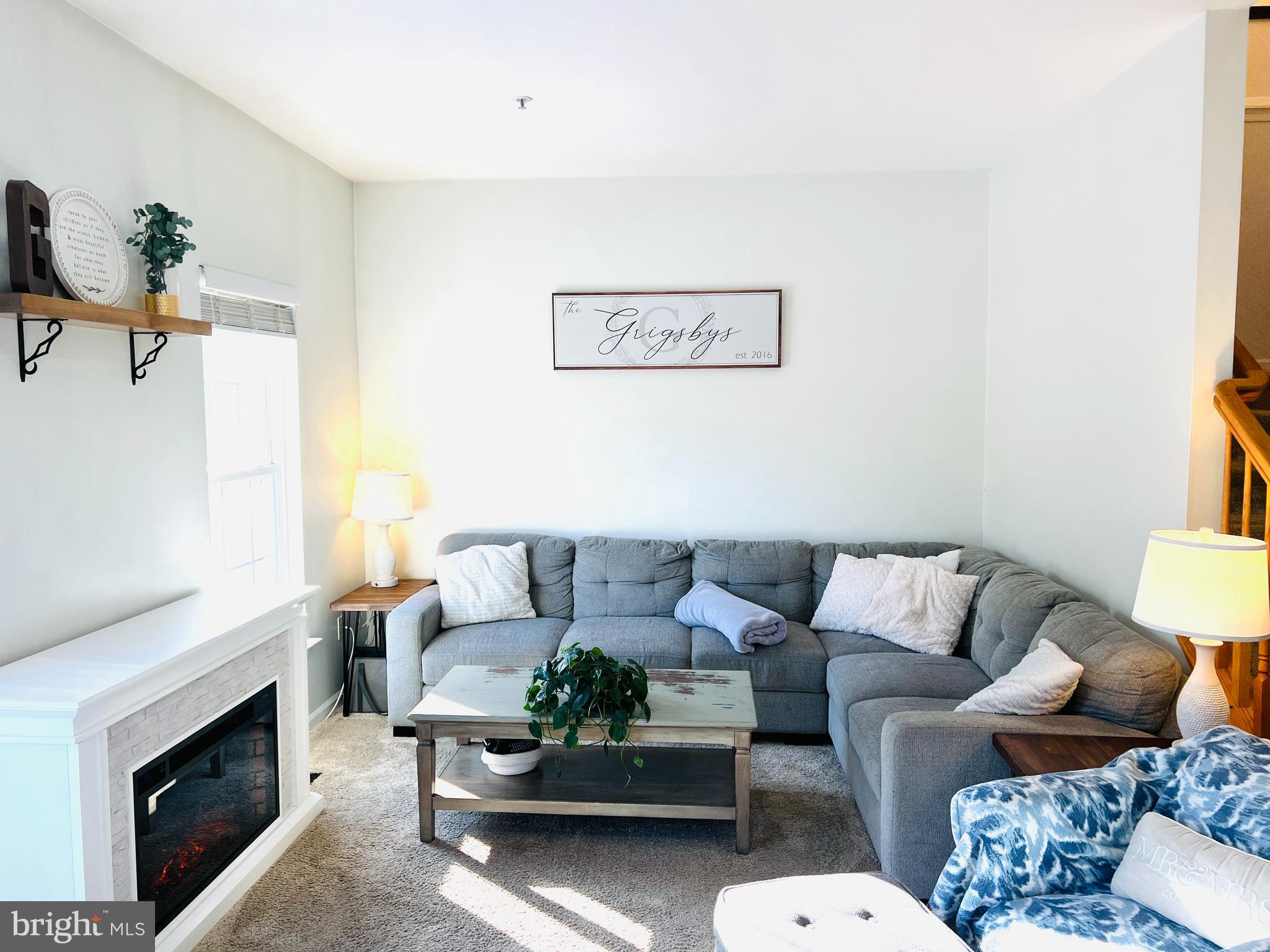 SPRING RIDGE - Residential