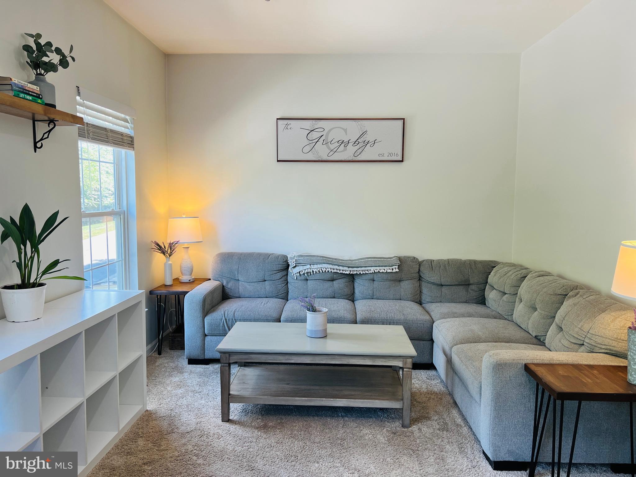 SPRING RIDGE - Residential