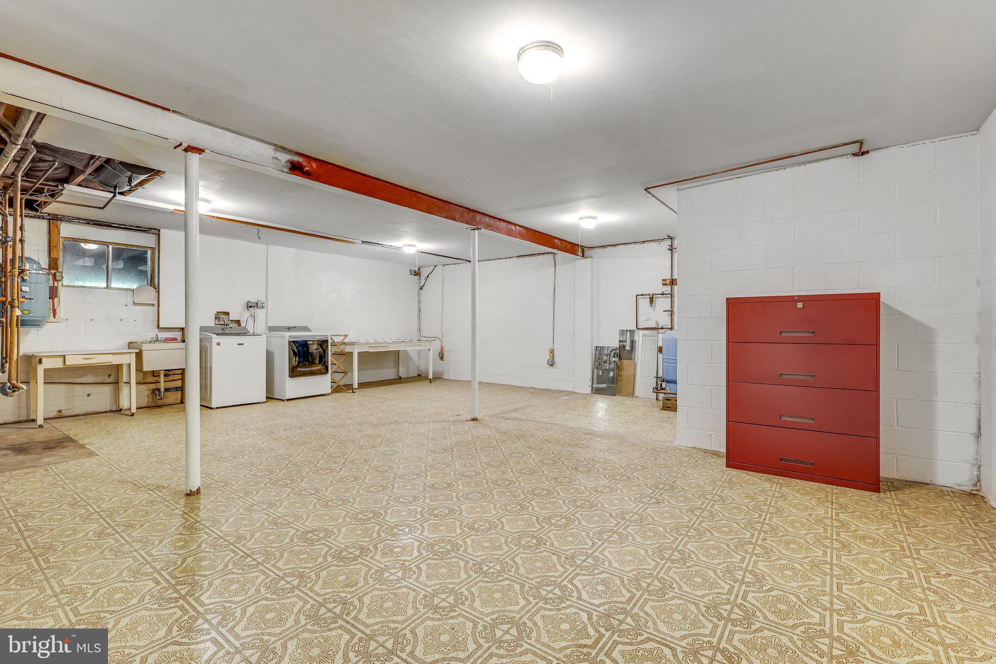 WESTFORD - Residential