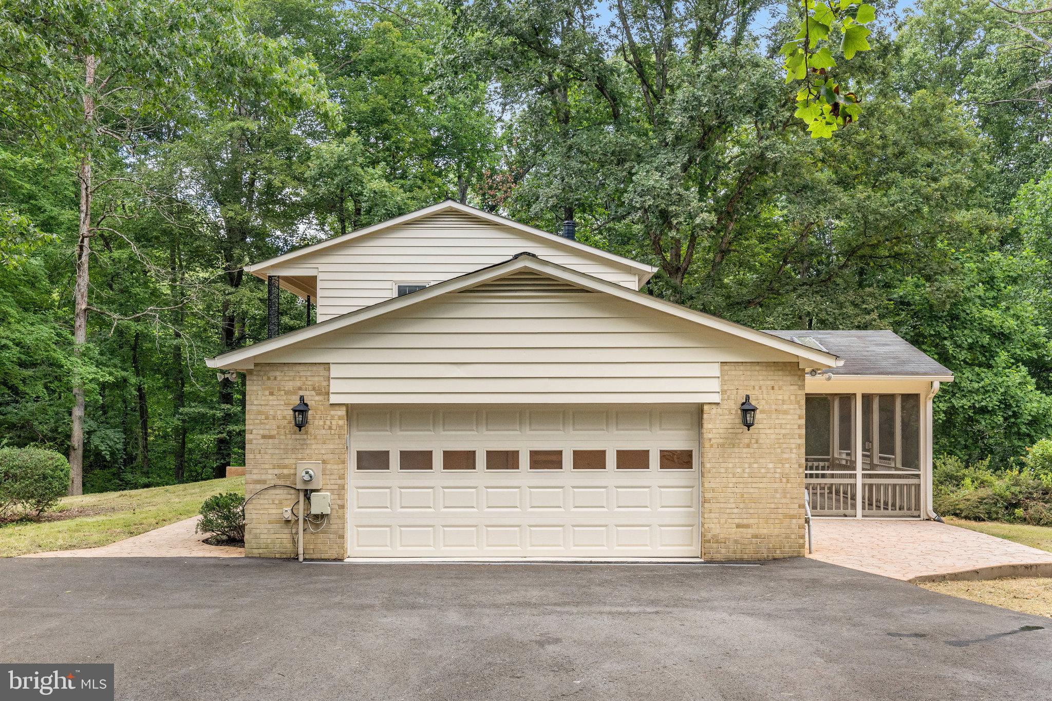 WESTFORD - Residential