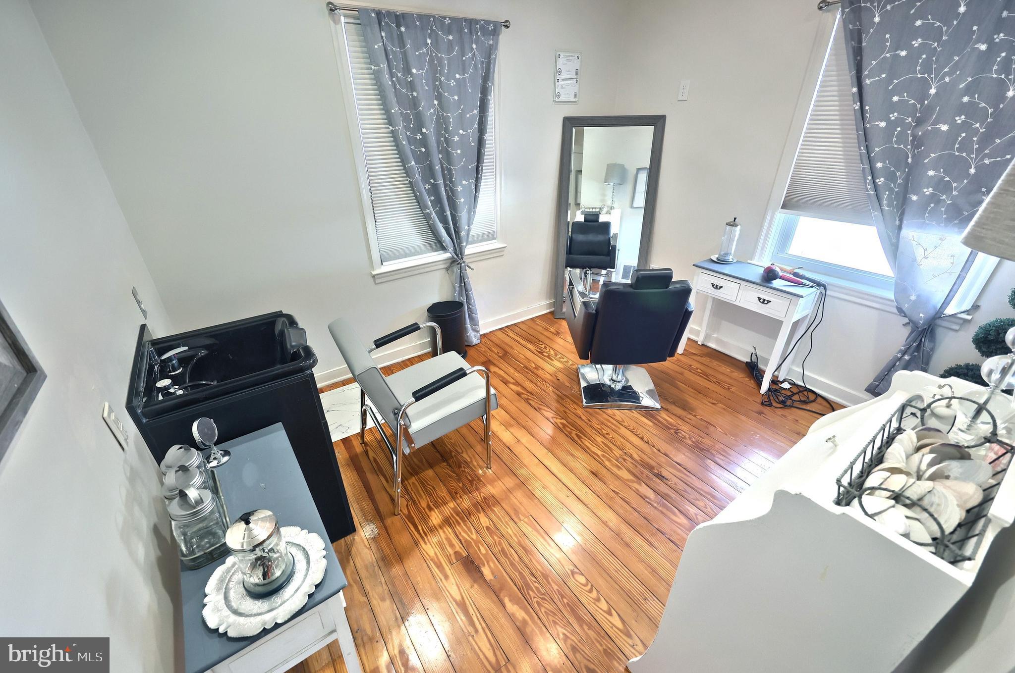 SPRING GARDEN TWP - Commercial Sale