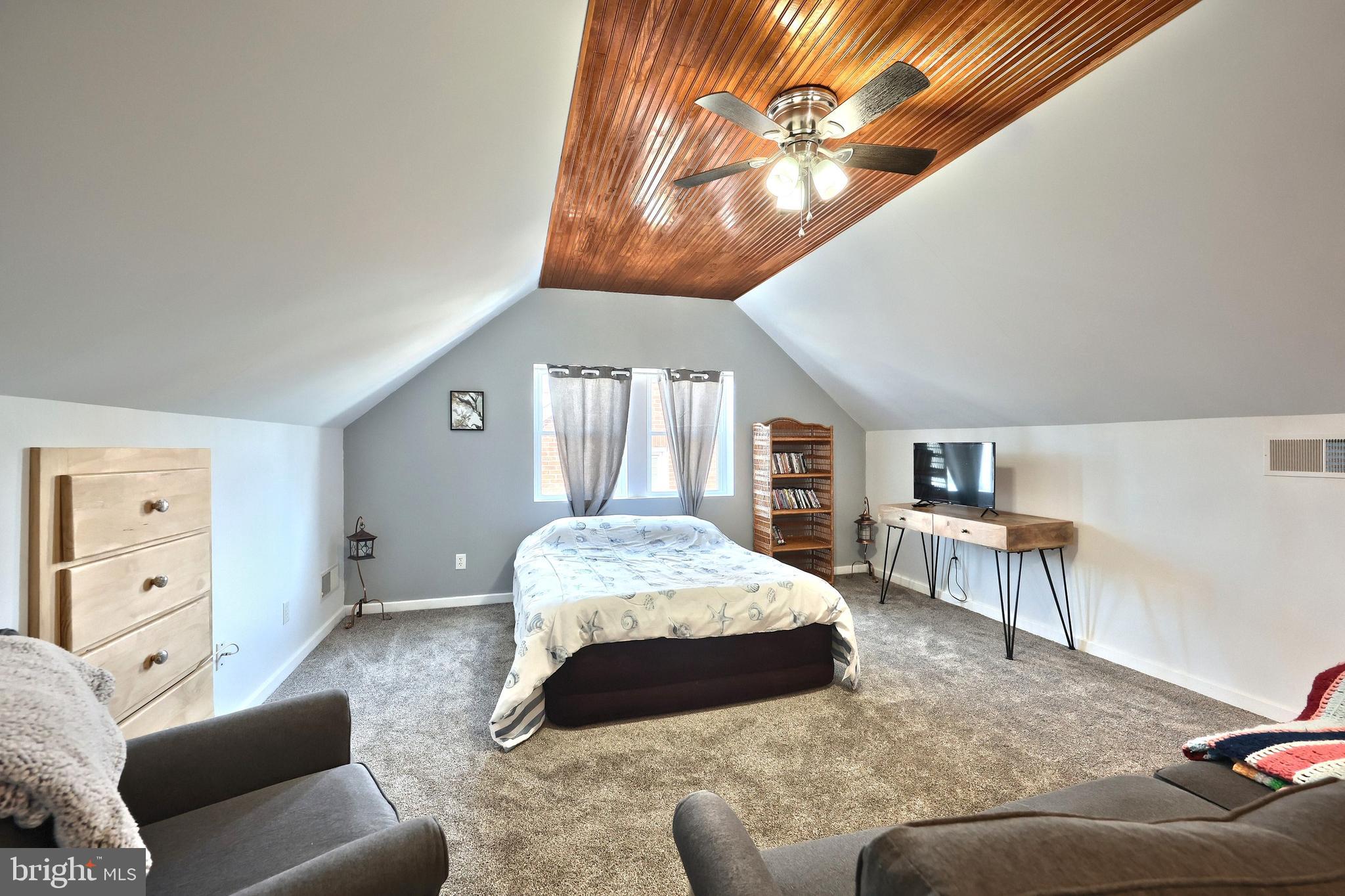 SPRING GARDEN TWP - Commercial Sale