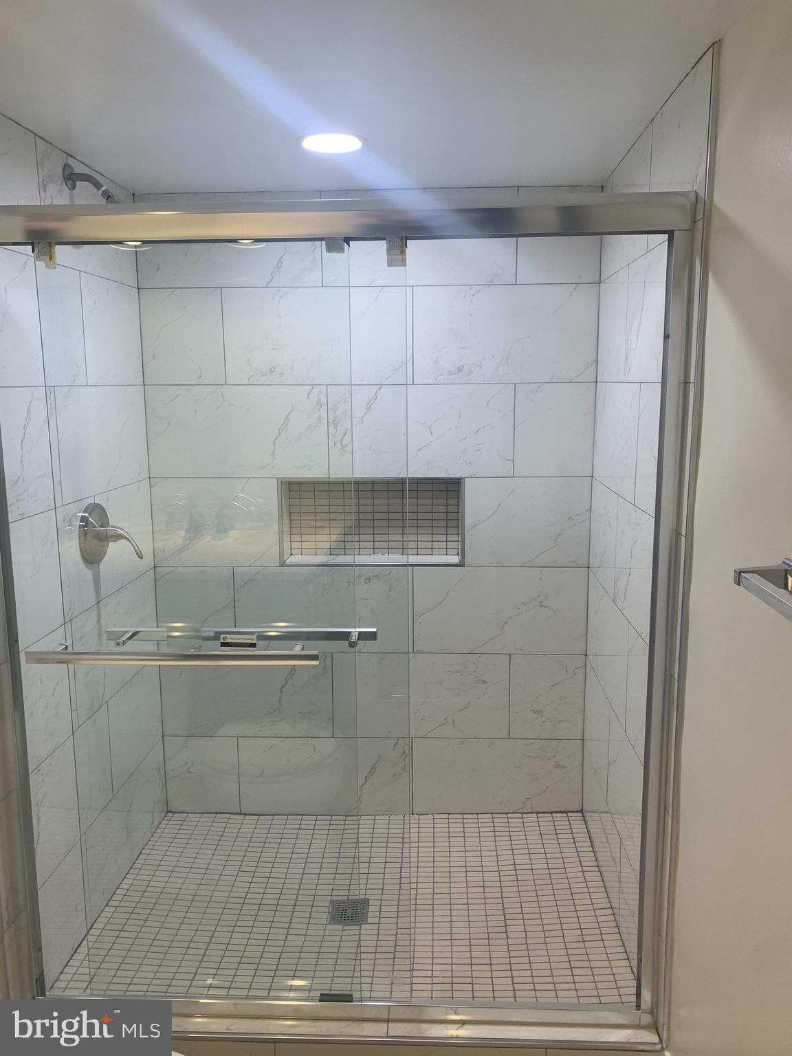 HIGHBRIDGE - Residential Lease