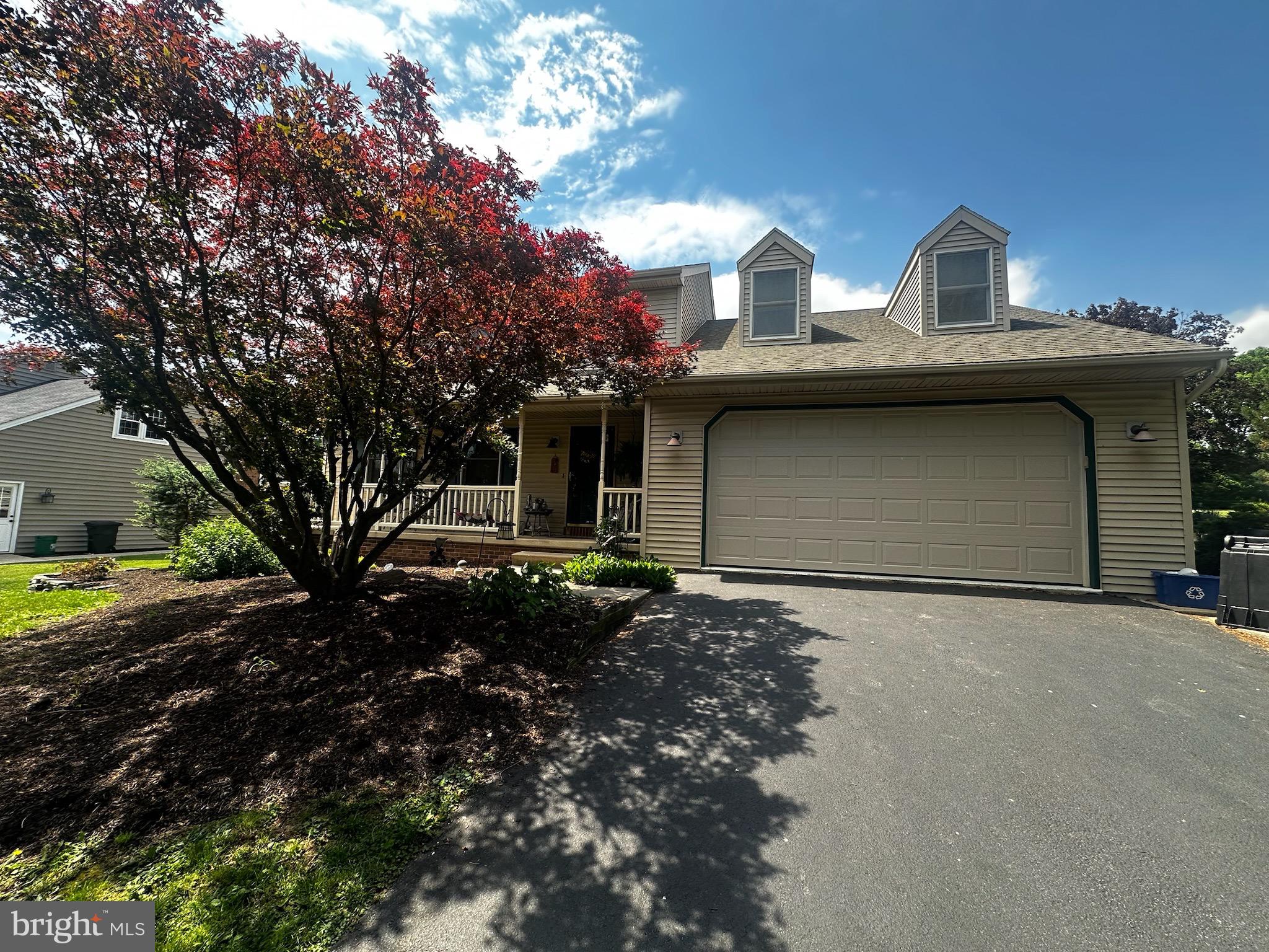 233 MIDLAND CIRCLE