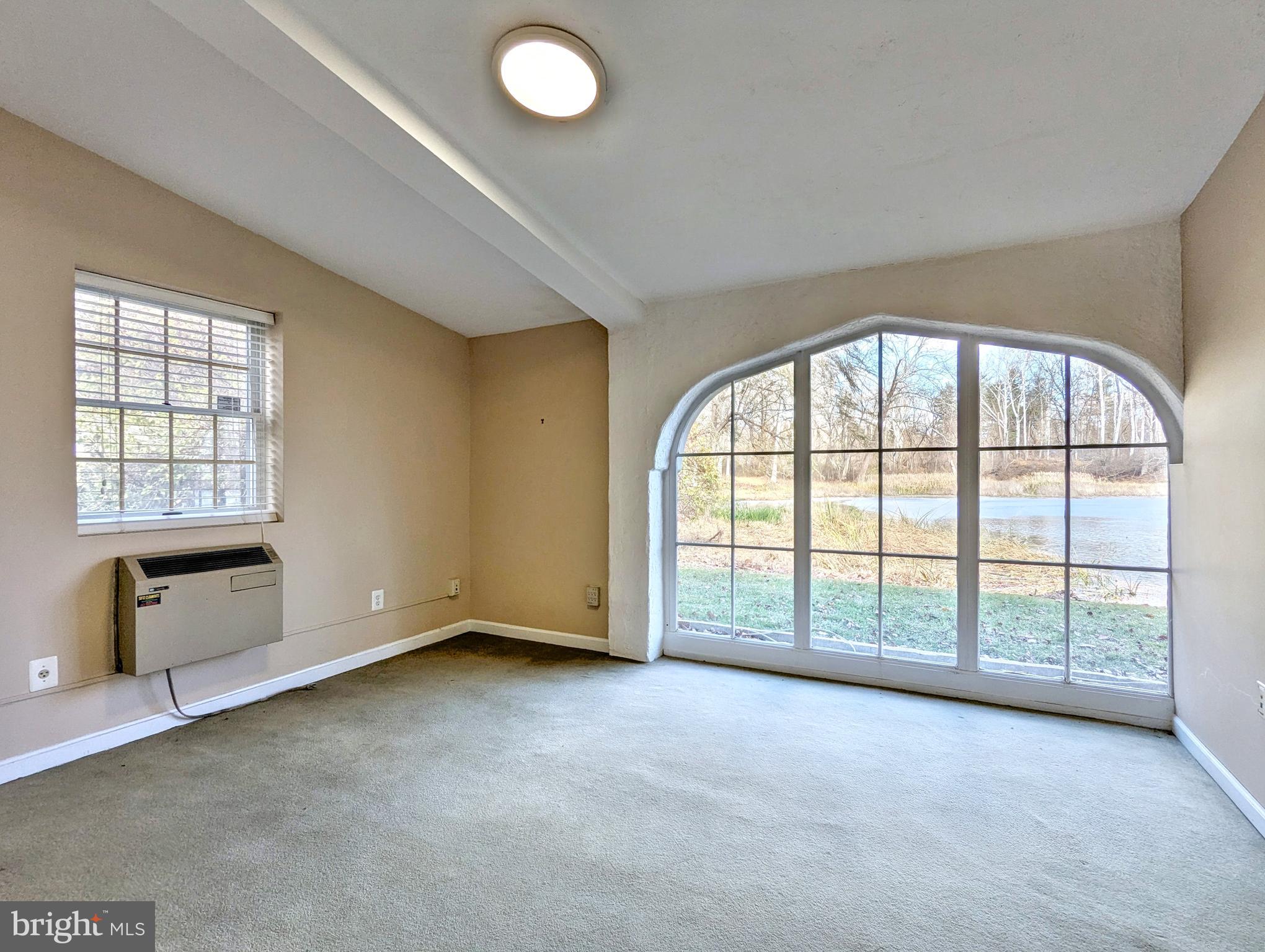 6319 LOWER YORK ROAD NORTH