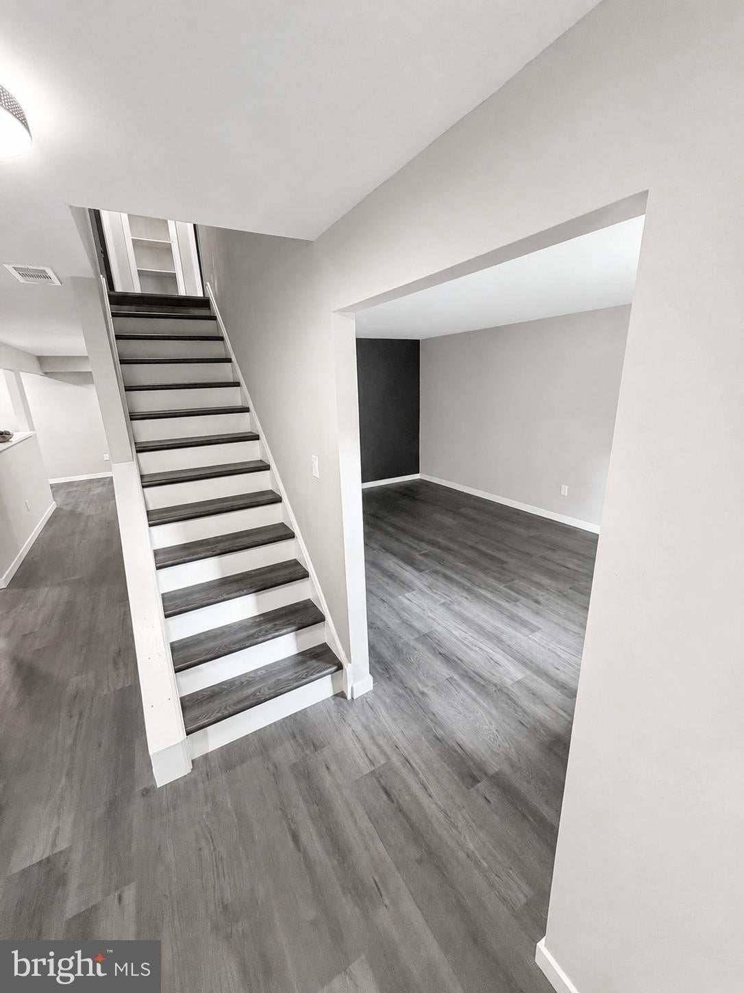 501 FOREST COURT