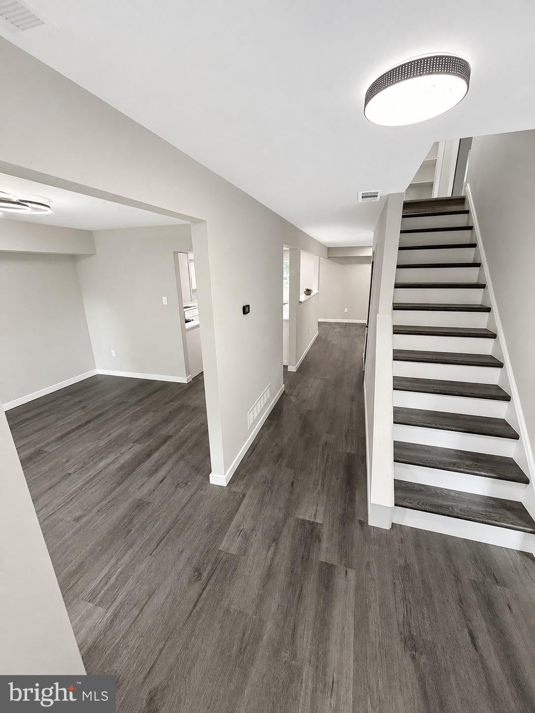 501 FOREST COURT