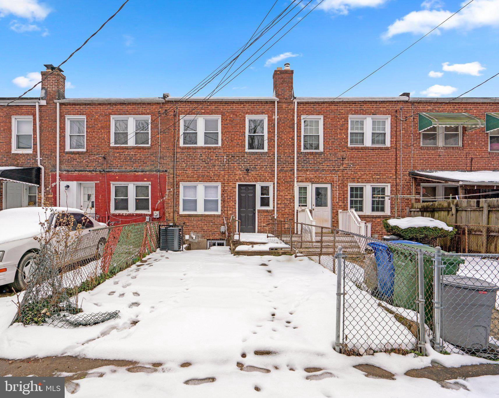 TOWANDA - Residential